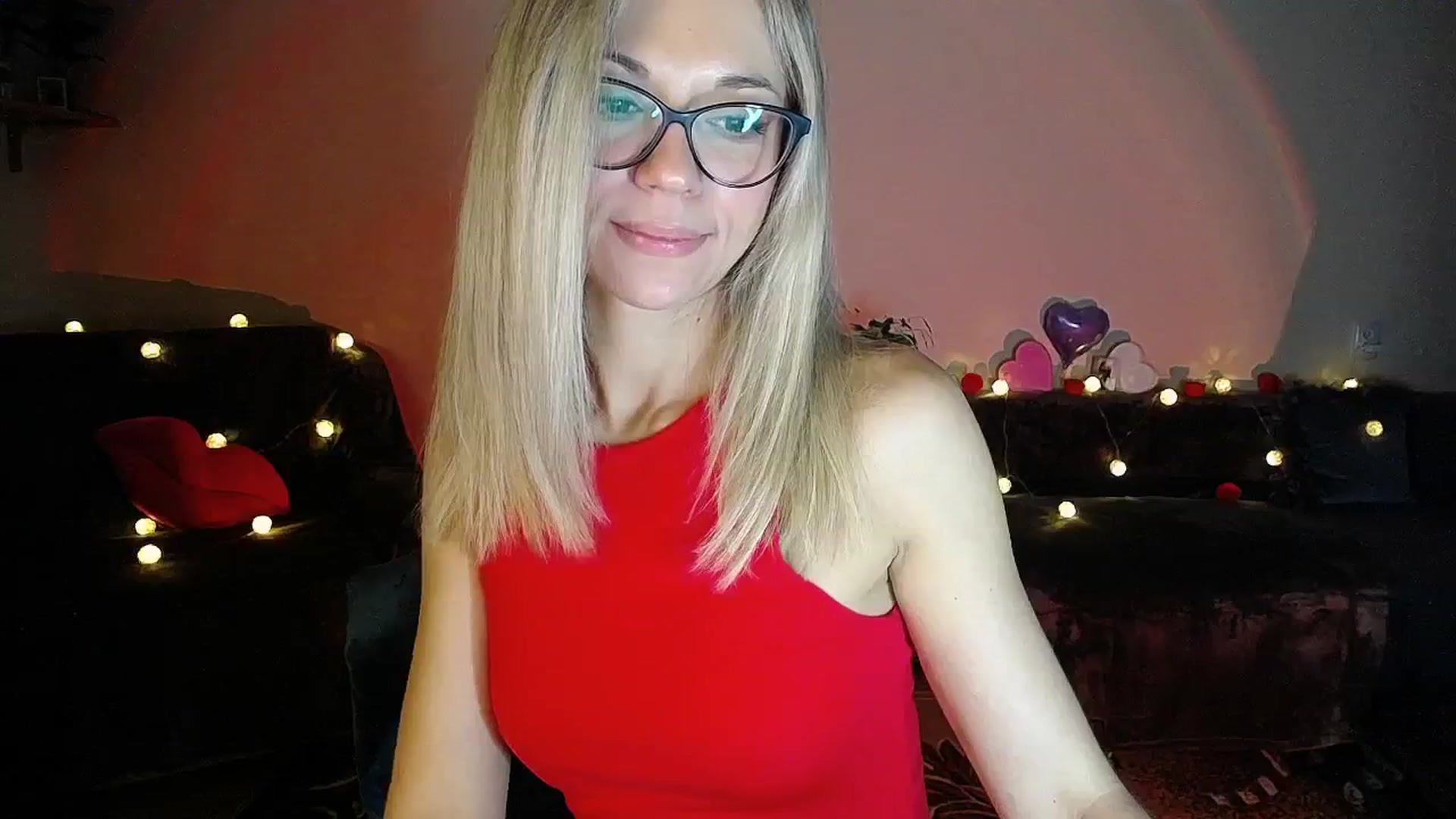 Gallery image thumbnail from Sunshine_alis's myfreecams stream on, 09/12/2025, 18:35 image 6 of 20