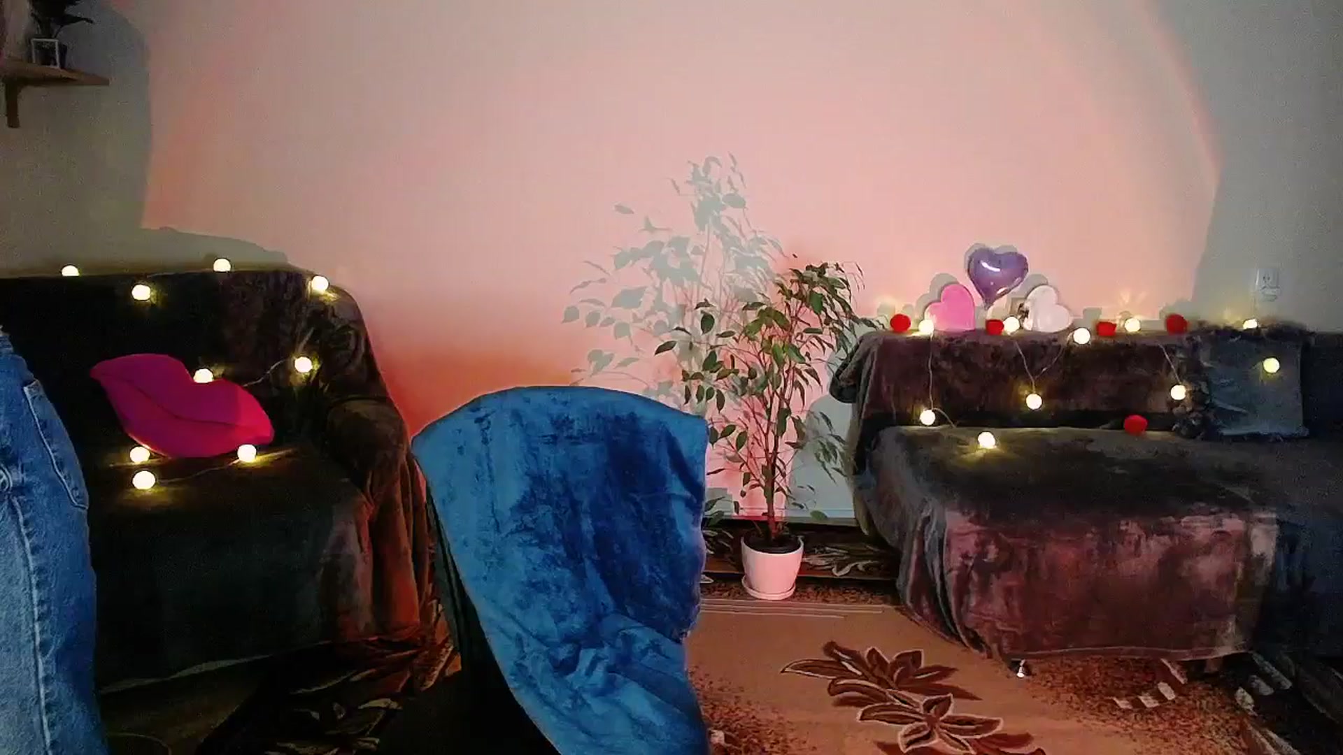 Gallery image thumbnail from Sunshine_alis's myfreecams stream on, 09/12/2025, 20:03 image 4 of 20