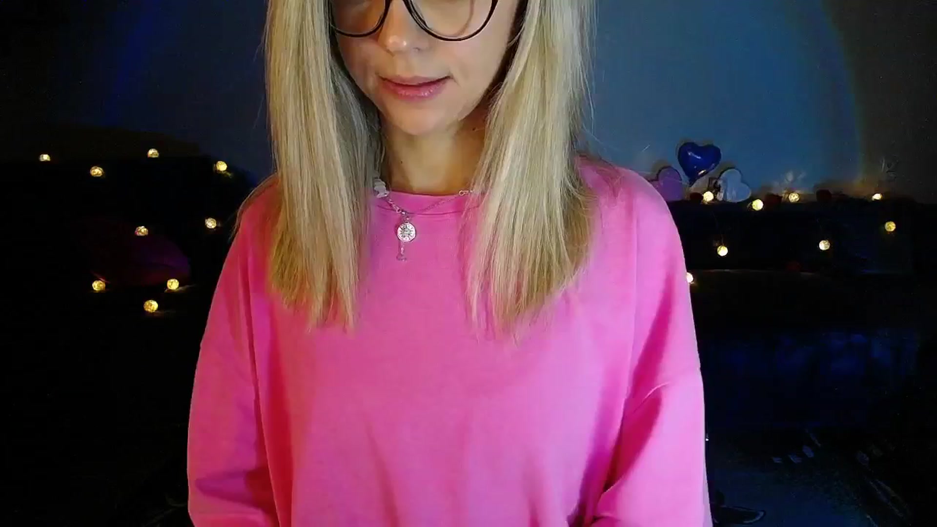 Gallery image thumbnail from Sunshine_alis's myfreecams stream on, 09/15/2025, 18:24 image 15 of 20