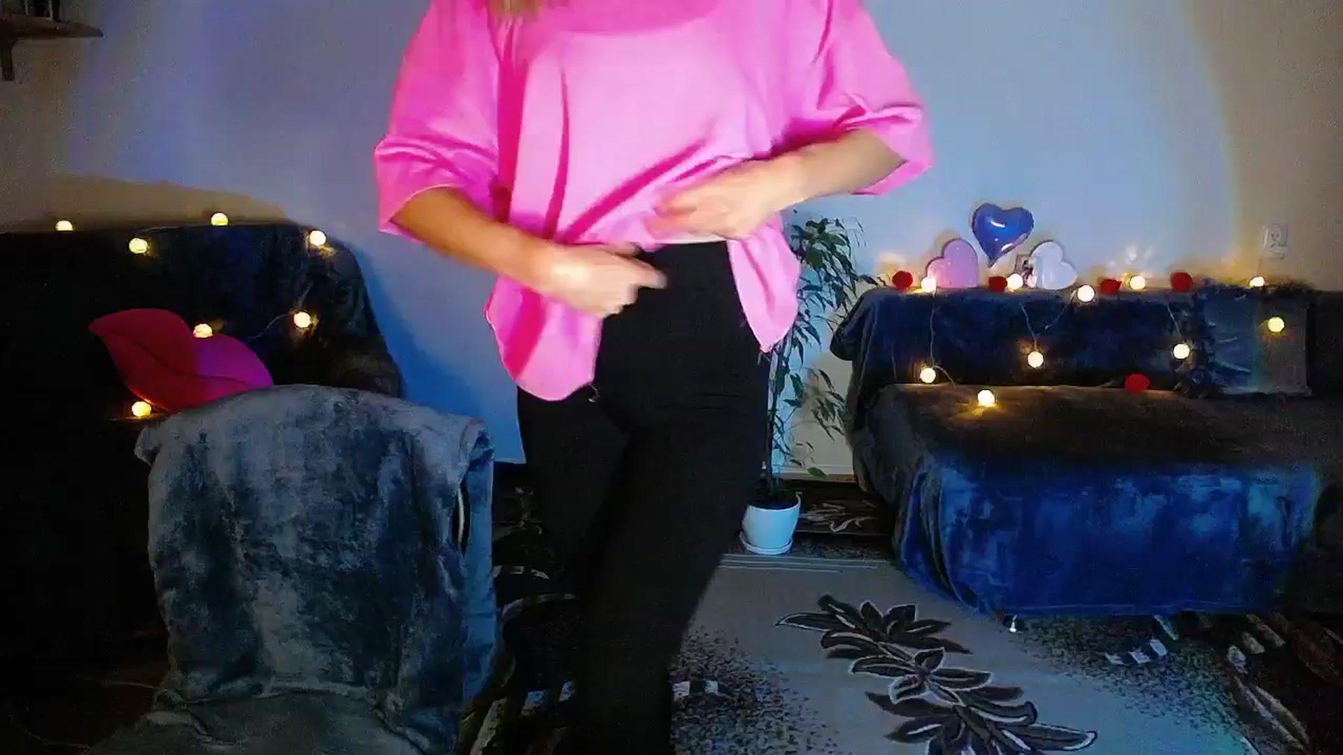 Gallery image thumbnail from Sunshine_alis's myfreecams stream on, 09/15/2025, 18:24 image 19 of 20
