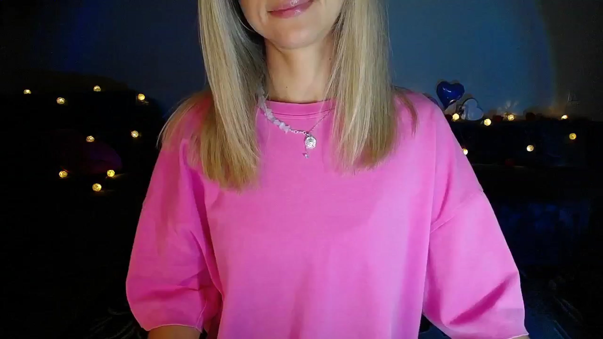 Gallery image thumbnail from Sunshine_alis's myfreecams stream on, 09/15/2025, 19:19 image 15 of 20