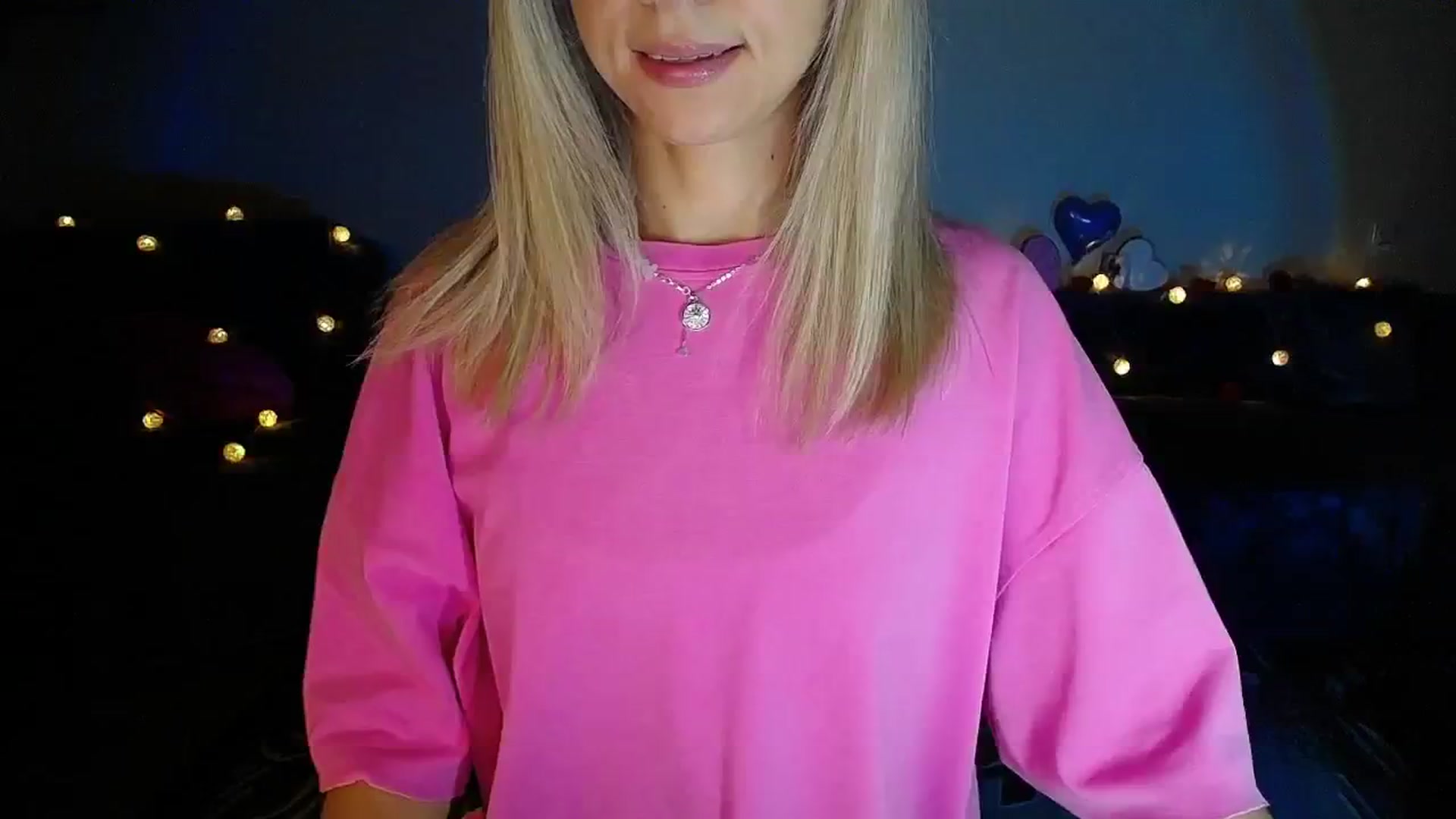 Gallery image thumbnail from Sunshine_alis's myfreecams stream on, 09/15/2025, 19:19 image 6 of 20
