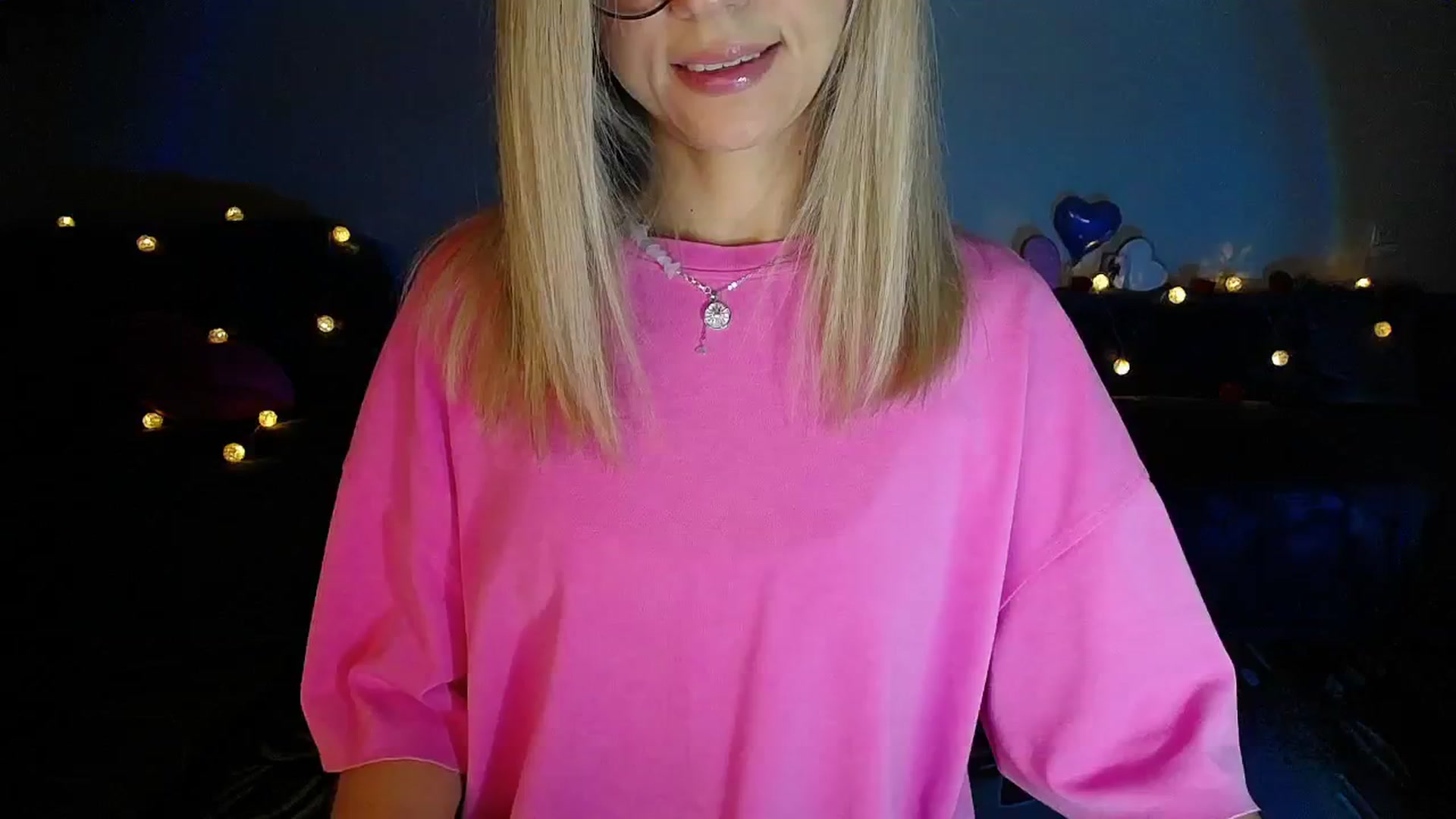 Gallery image thumbnail from Sunshine_alis's myfreecams stream on, 09/15/2025, 19:19 image 5 of 20