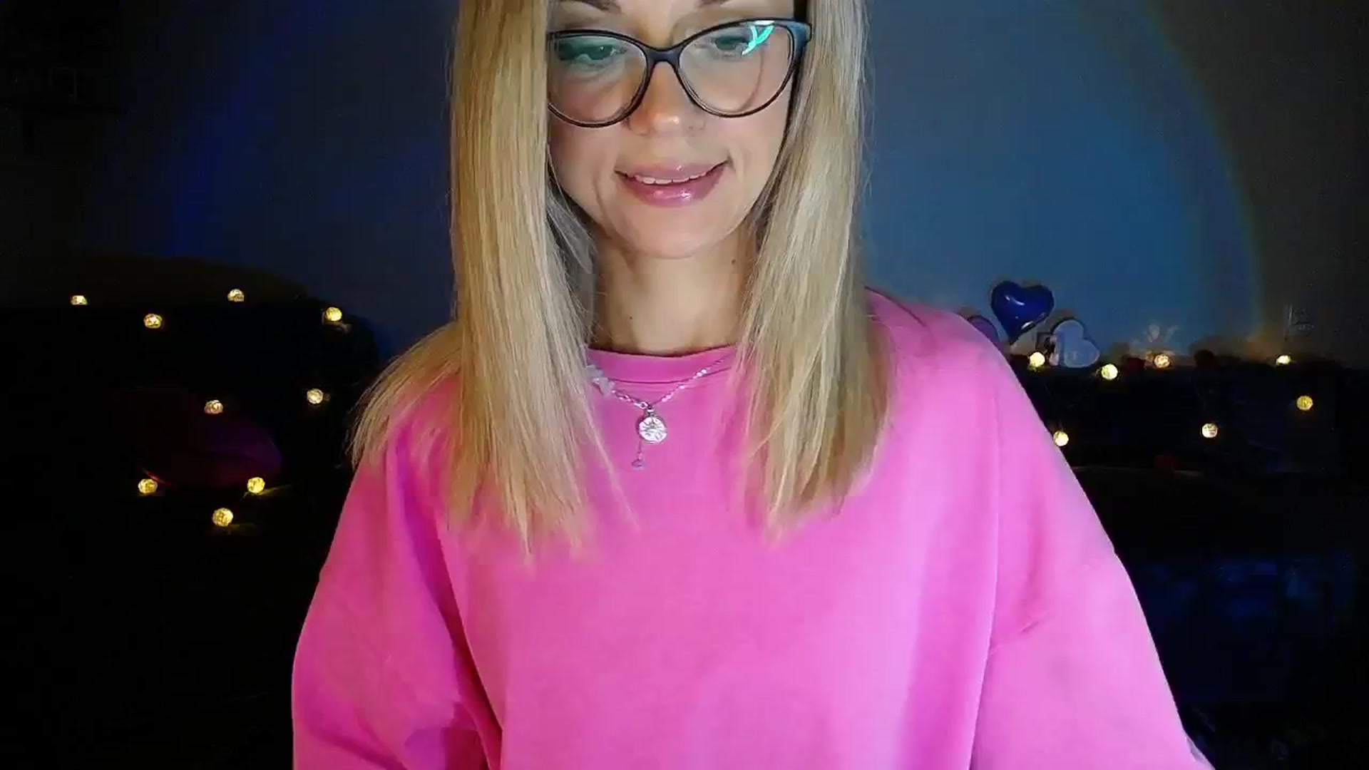 Gallery image thumbnail from Sunshine_alis's myfreecams stream on, 09/15/2025, 19:19 image 1 of 20