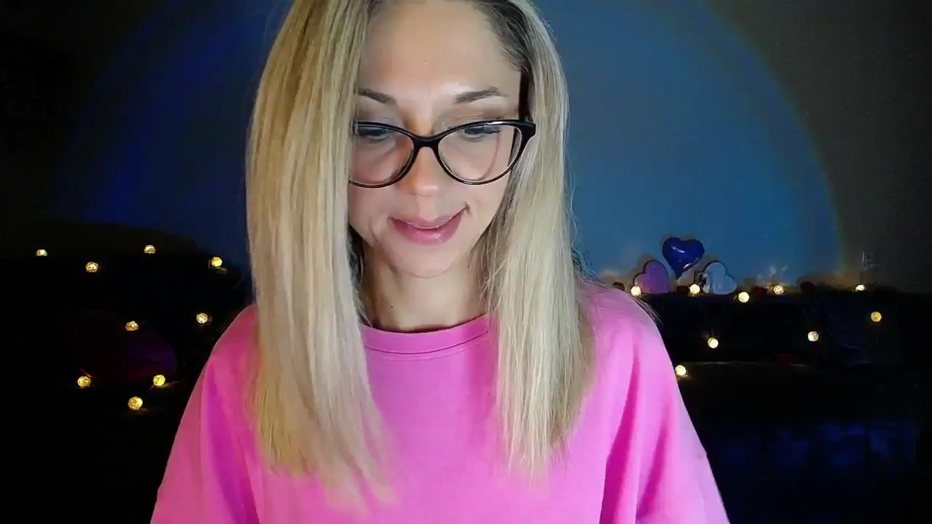 Gallery image thumbnail from Sunshine_alis's myfreecams stream on, 09/15/2025, 20:08 image 2 of 20