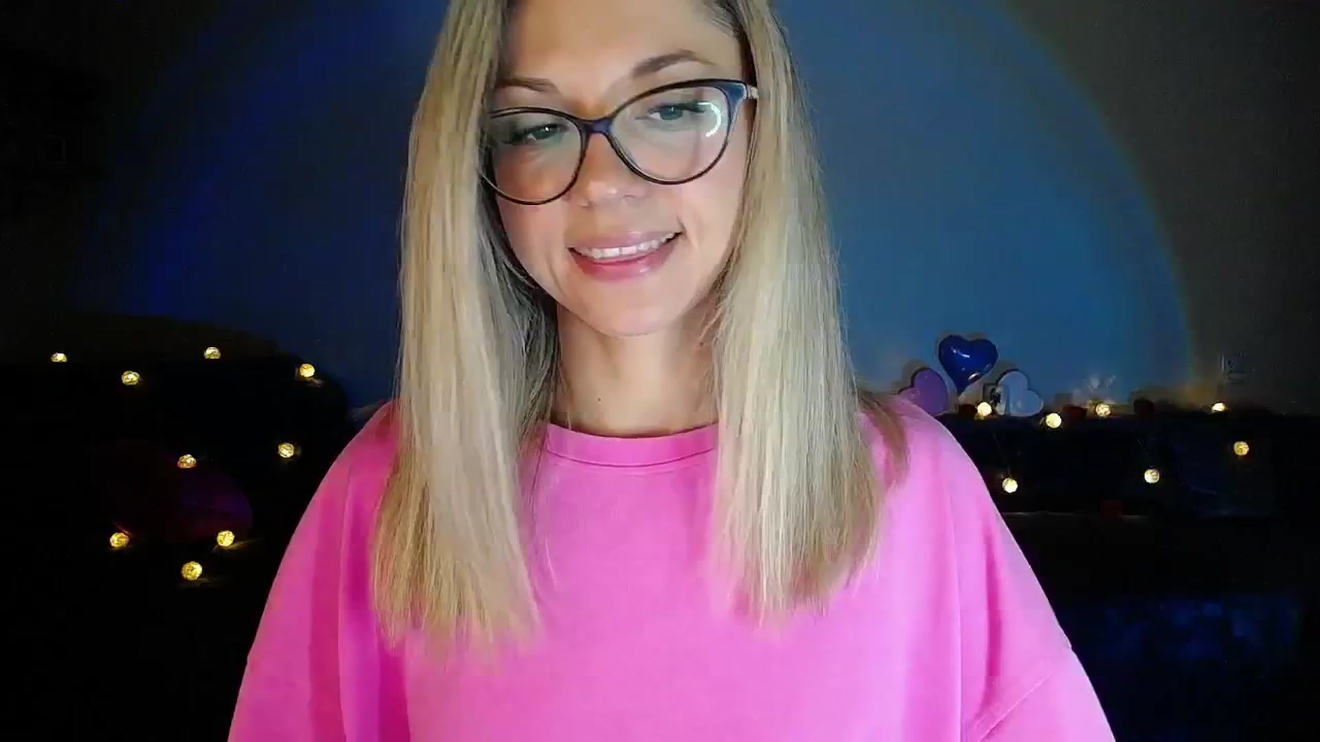 Gallery image thumbnail from Sunshine_alis's myfreecams stream on, 09/15/2025, 20:08 image 10 of 20