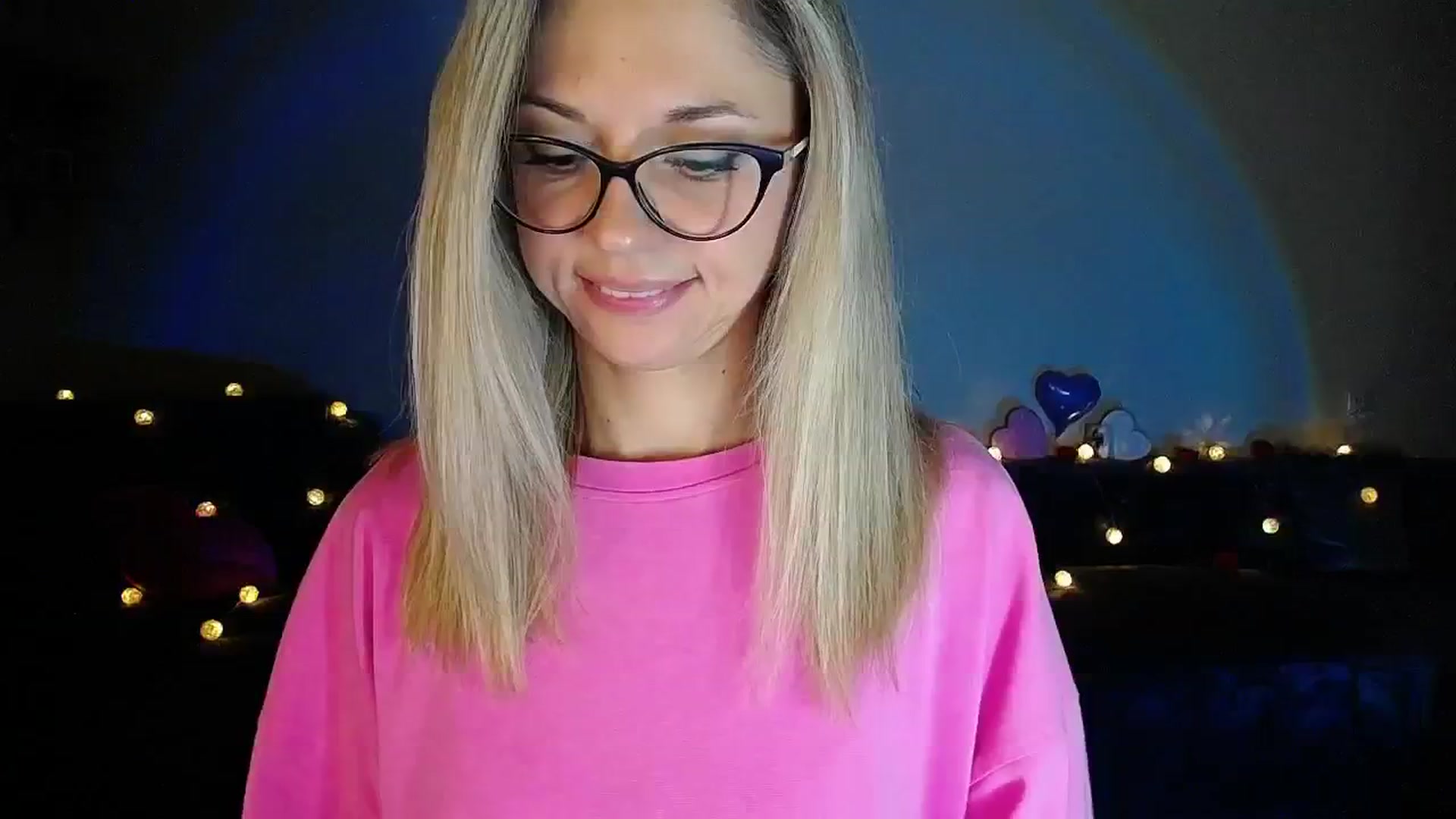 Gallery image thumbnail from Sunshine_alis's myfreecams stream on, 09/15/2025, 20:08 image 7 of 20