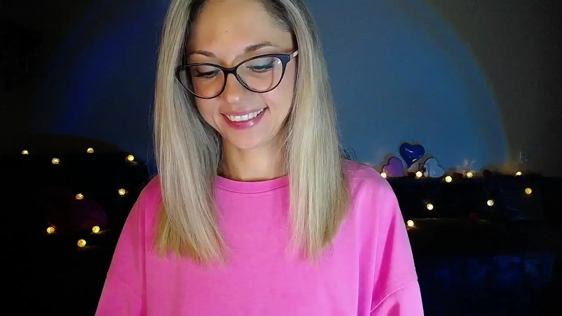 Gallery image thumbnail from Sunshine_alis's myfreecams stream on, 09/15/2025, 20:08 image 4 of 20