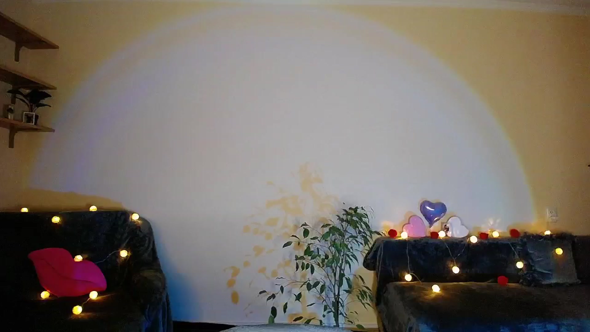 Gallery image thumbnail from Sunshine_alis's myfreecams stream on, 09/15/2025, 20:08 image 17 of 20