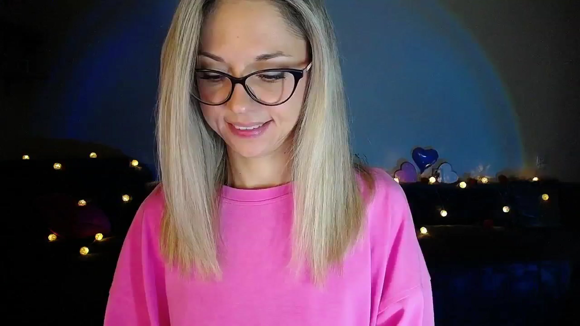 Gallery image thumbnail from Sunshine_alis's myfreecams stream on, 09/15/2025, 20:08 image 9 of 20