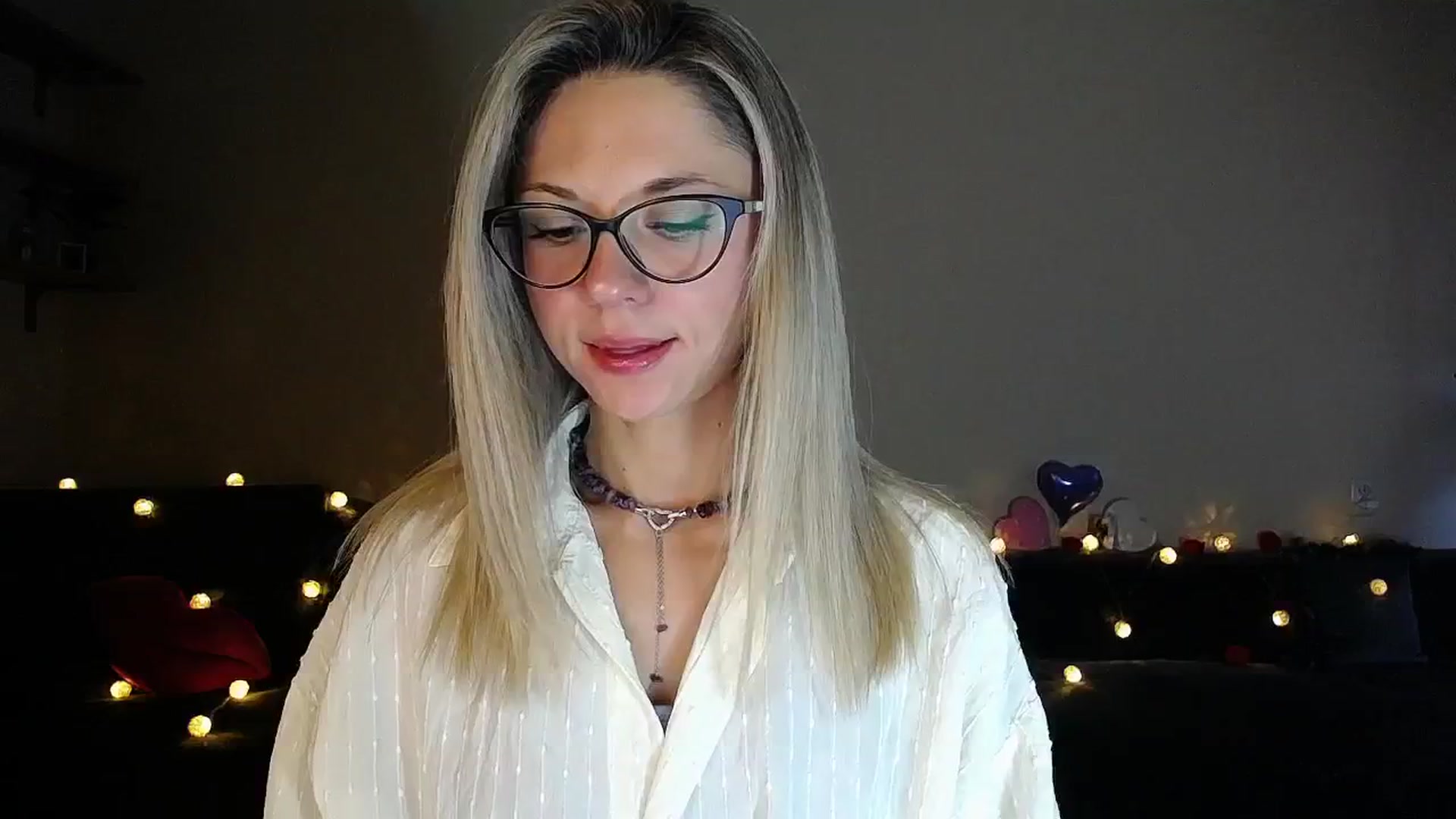 Gallery image thumbnail from Sunshine_alis's myfreecams stream on, 09/16/2025, 16:46 image 1 of 20