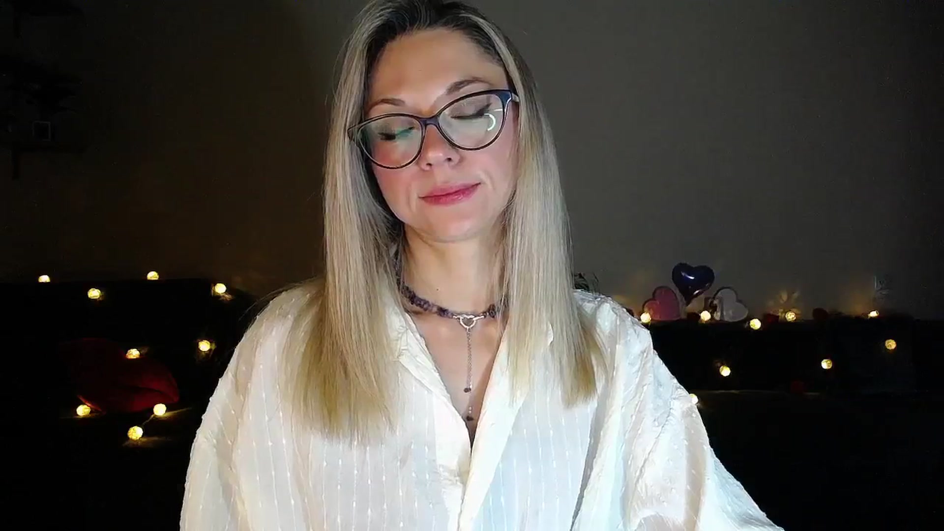 Gallery image thumbnail from Sunshine_alis's myfreecams stream on, 09/16/2025, 16:46 image 20 of 20