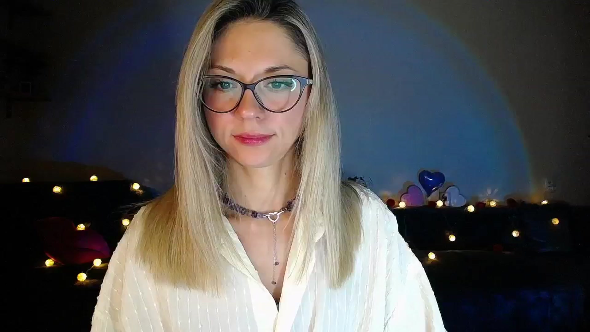 Gallery image thumbnail from Sunshine_alis's myfreecams stream on, 09/16/2025, 19:53 image 1 of 20