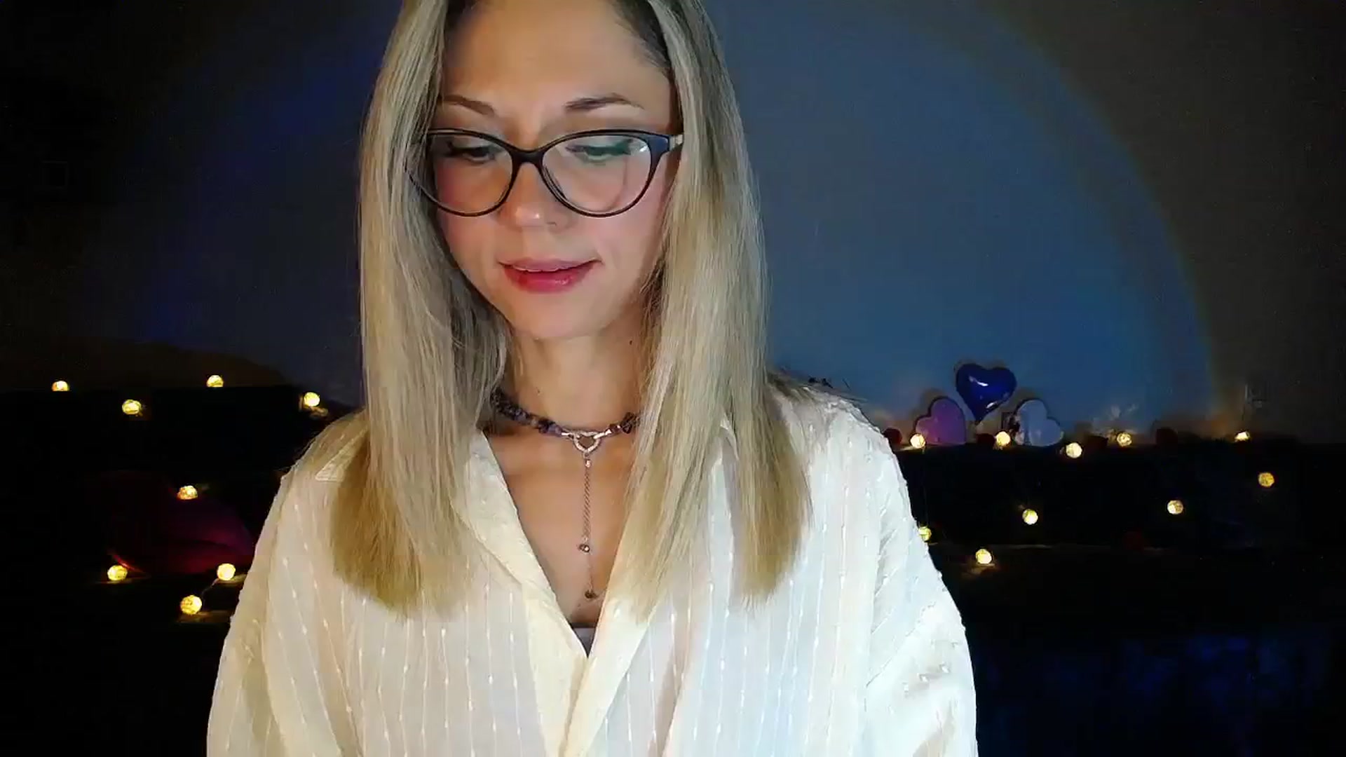 Gallery image thumbnail from Sunshine_alis's myfreecams stream on, 09/16/2025, 19:53 image 19 of 20