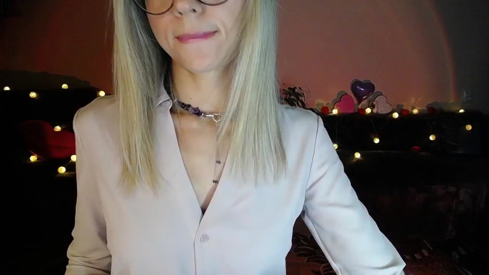 Gallery image thumbnail from Sunshine_alis's myfreecams stream on, 09/17/2025, 17:42 image 13 of 20