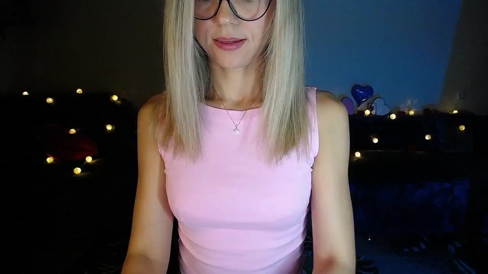 Gallery image thumbnail from Sunshine_alis's myfreecams stream on, 09/18/2025, 18:17 image 5 of 20