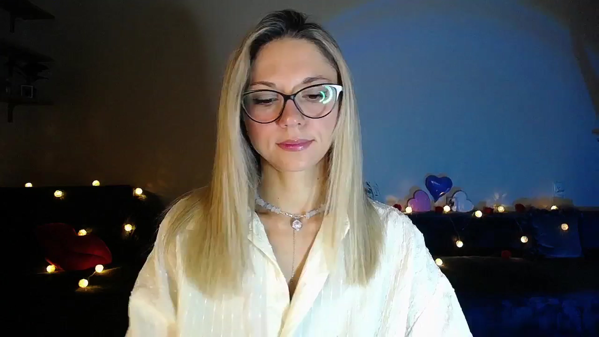 Gallery image thumbnail from Sunshine_alis's myfreecams stream on, 09/19/2025, 17:54 image 1 of 20