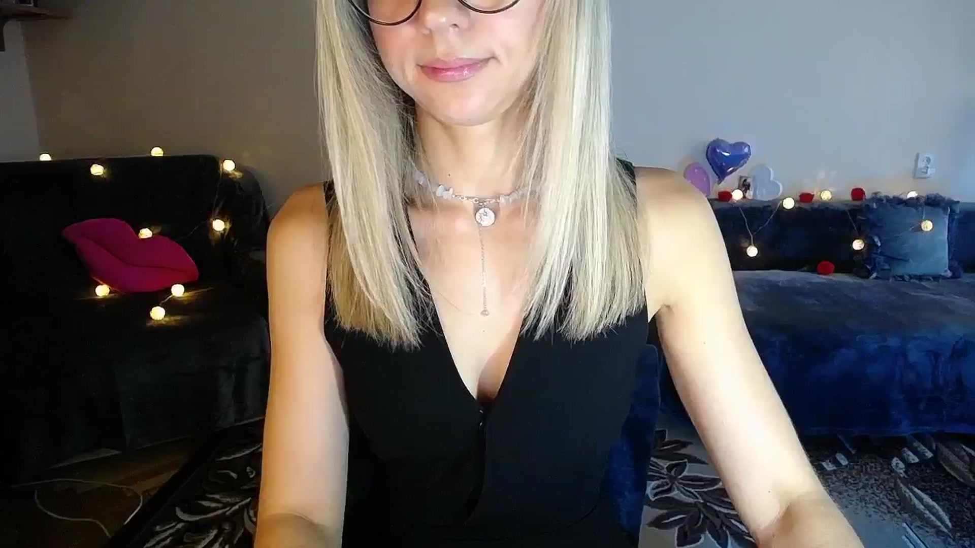 Gallery image thumbnail from Sunshine_alis's myfreecams stream on, 09/22/2025, 16:03 image 12 of 20