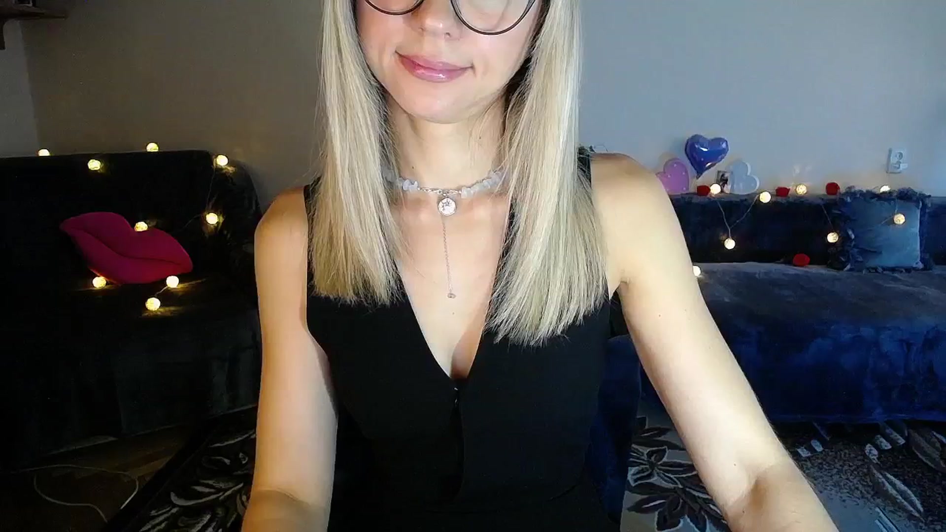 Gallery image thumbnail from Sunshine_alis's myfreecams stream on, 09/22/2025, 16:03 image 13 of 20
