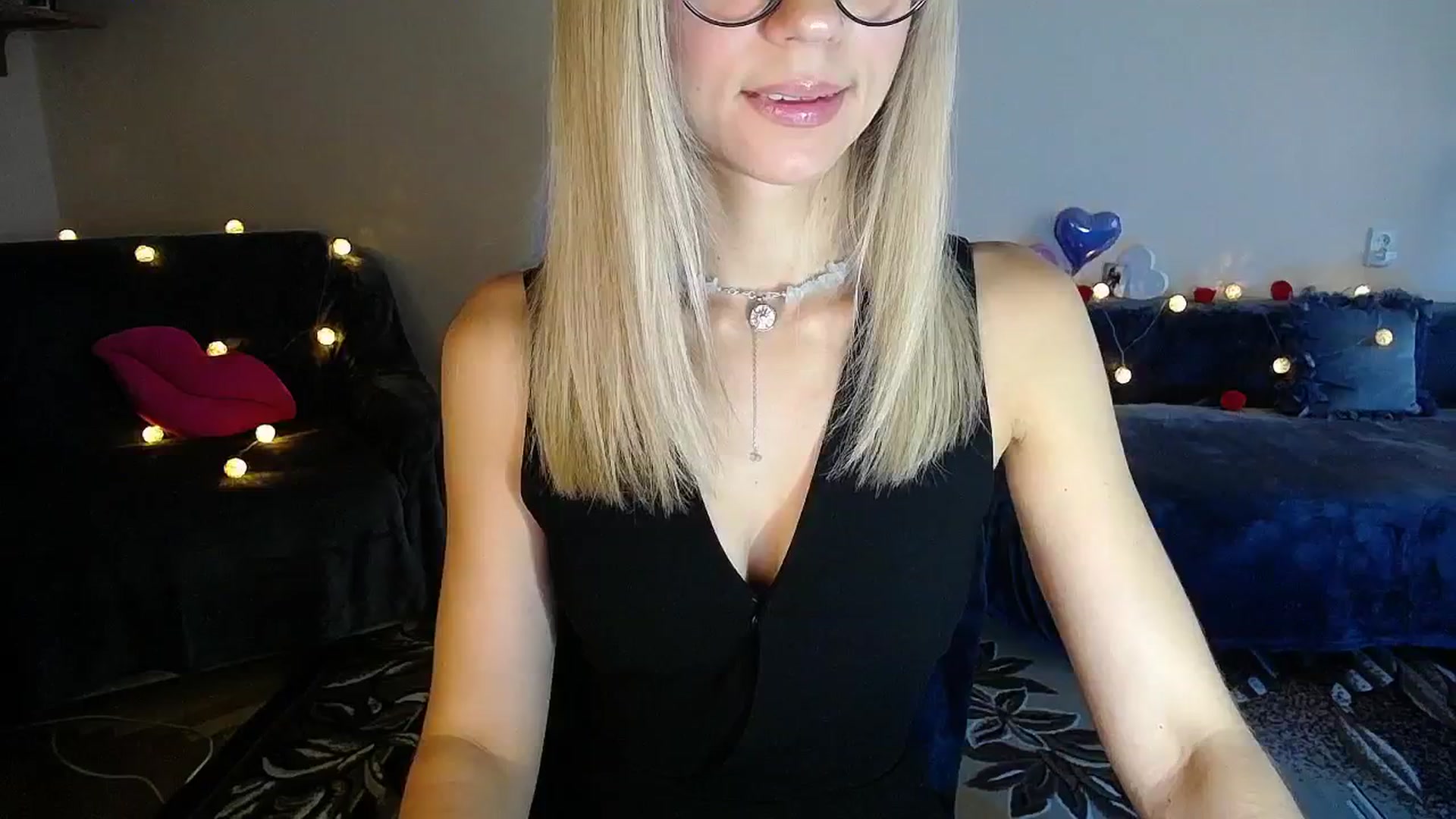 Gallery image thumbnail from Sunshine_alis's myfreecams stream on, 09/22/2025, 16:03 image 14 of 20