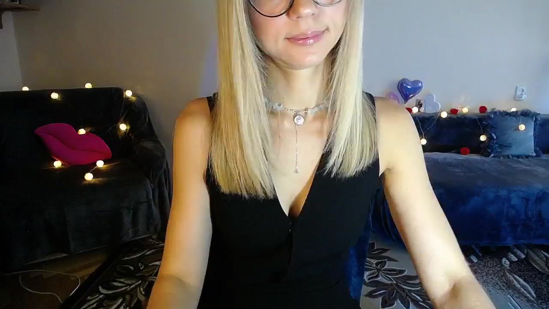Gallery image thumbnail from Sunshine_alis's myfreecams stream on, 09/22/2025, 16:03 image 10 of 20