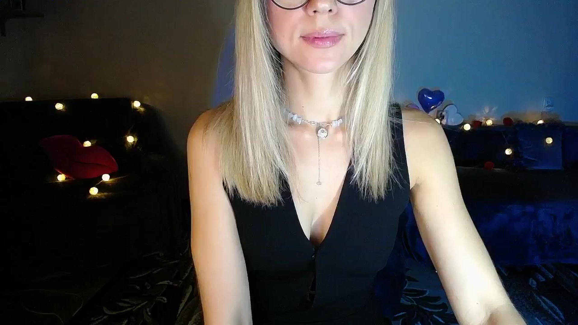 Gallery image thumbnail from Sunshine_alis's myfreecams stream on, 09/22/2025, 16:46 image 2 of 20