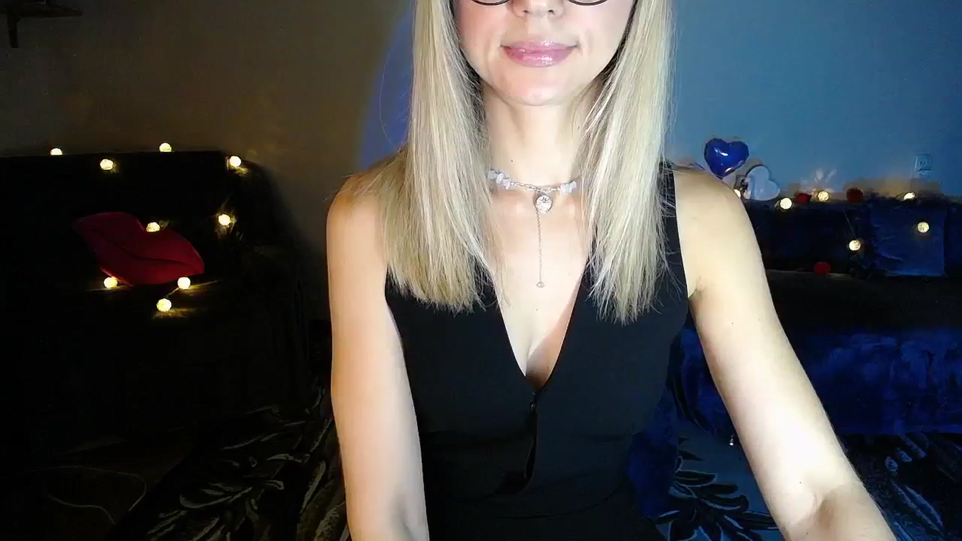 Gallery image thumbnail from Sunshine_alis's myfreecams stream on, 09/22/2025, 16:46 image 4 of 20