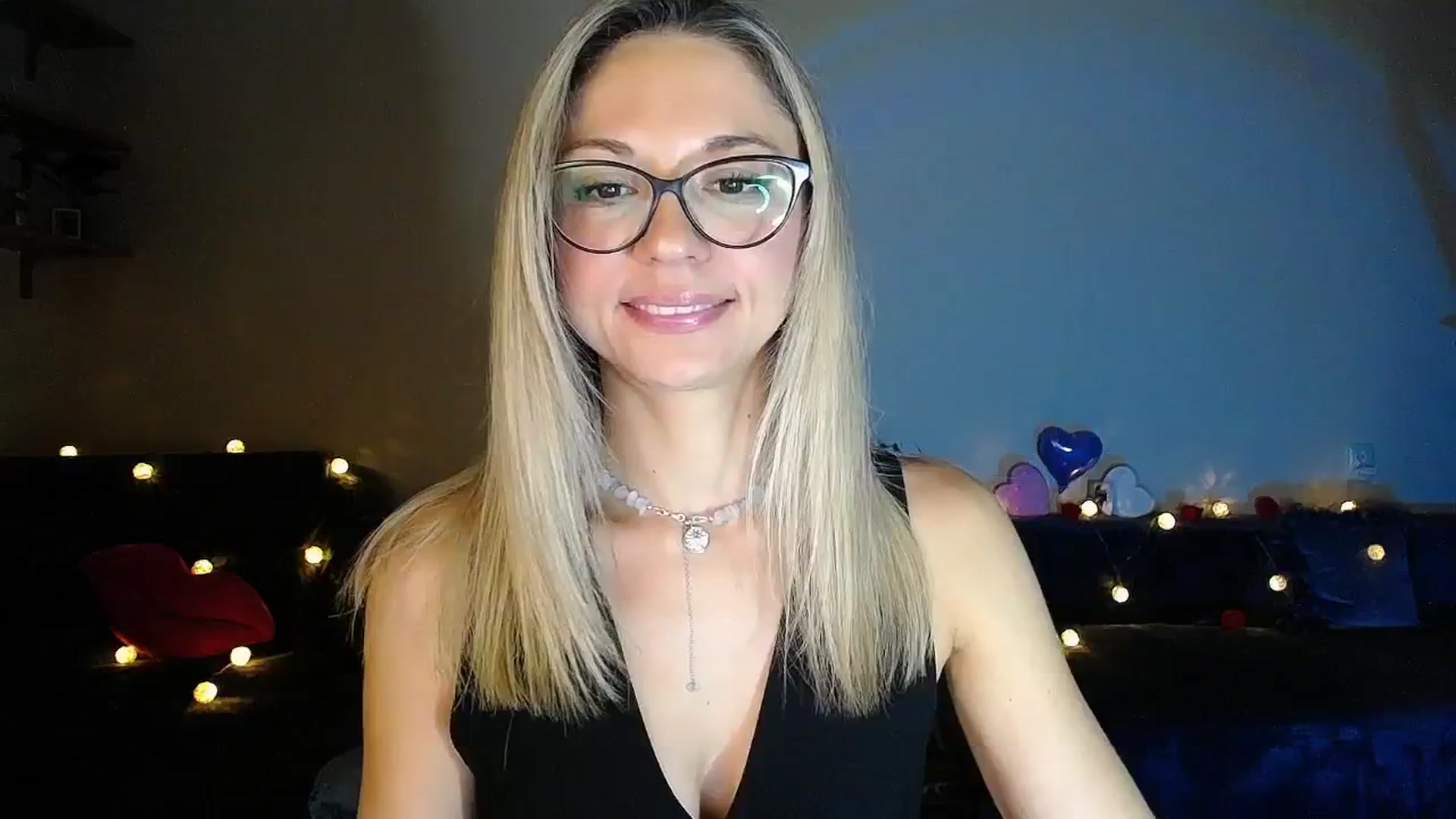 Gallery image thumbnail from Sunshine_alis's myfreecams stream on, 09/22/2025, 18:02 image 8 of 20