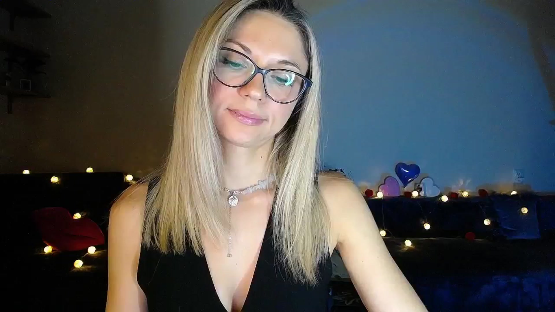 Gallery image thumbnail from Sunshine_alis's myfreecams stream on, 09/22/2025, 18:02 image 3 of 20