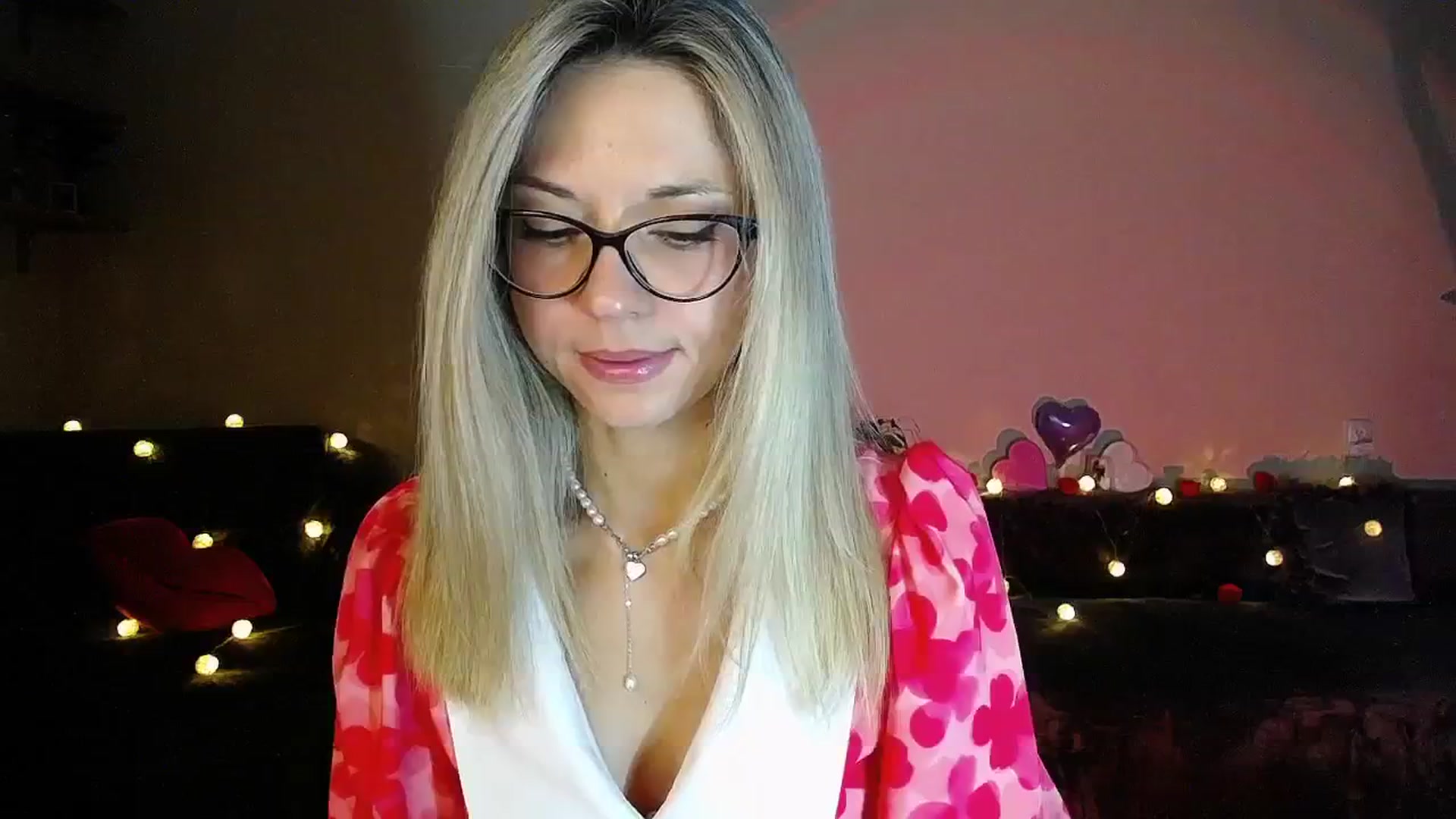 Gallery image thumbnail from Sunshine_alis's myfreecams stream on, 09/23/2025, 16:25 image 20 of 20