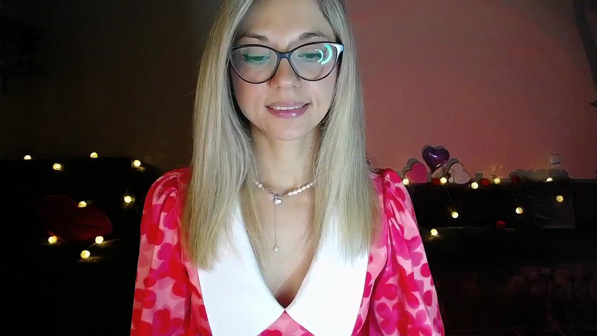 Gallery image thumbnail from Sunshine_alis's myfreecams stream on, 09/23/2025, 17:28 image 3 of 20