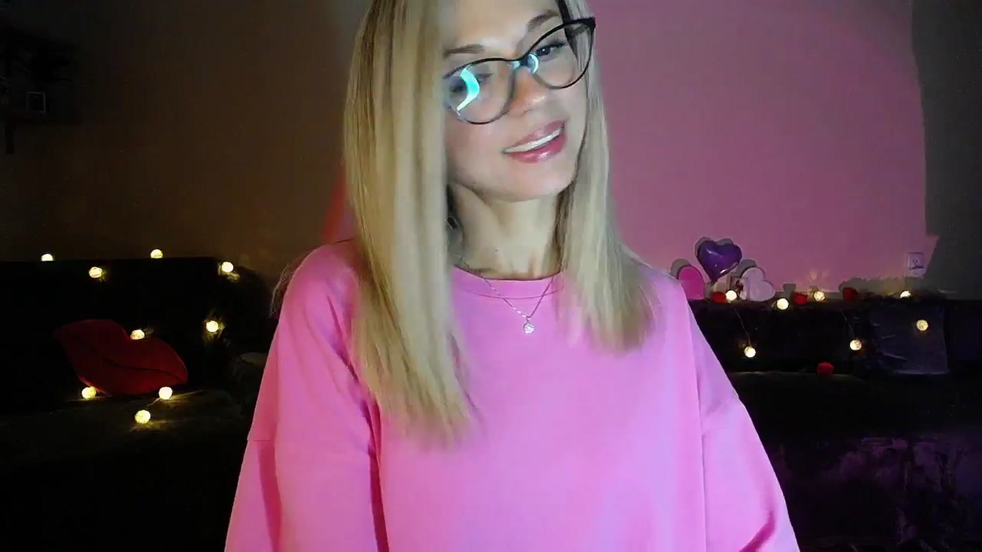 Gallery image thumbnail from Sunshine_alis's myfreecams stream on, 09/25/2025, 17:41 image 9 of 20