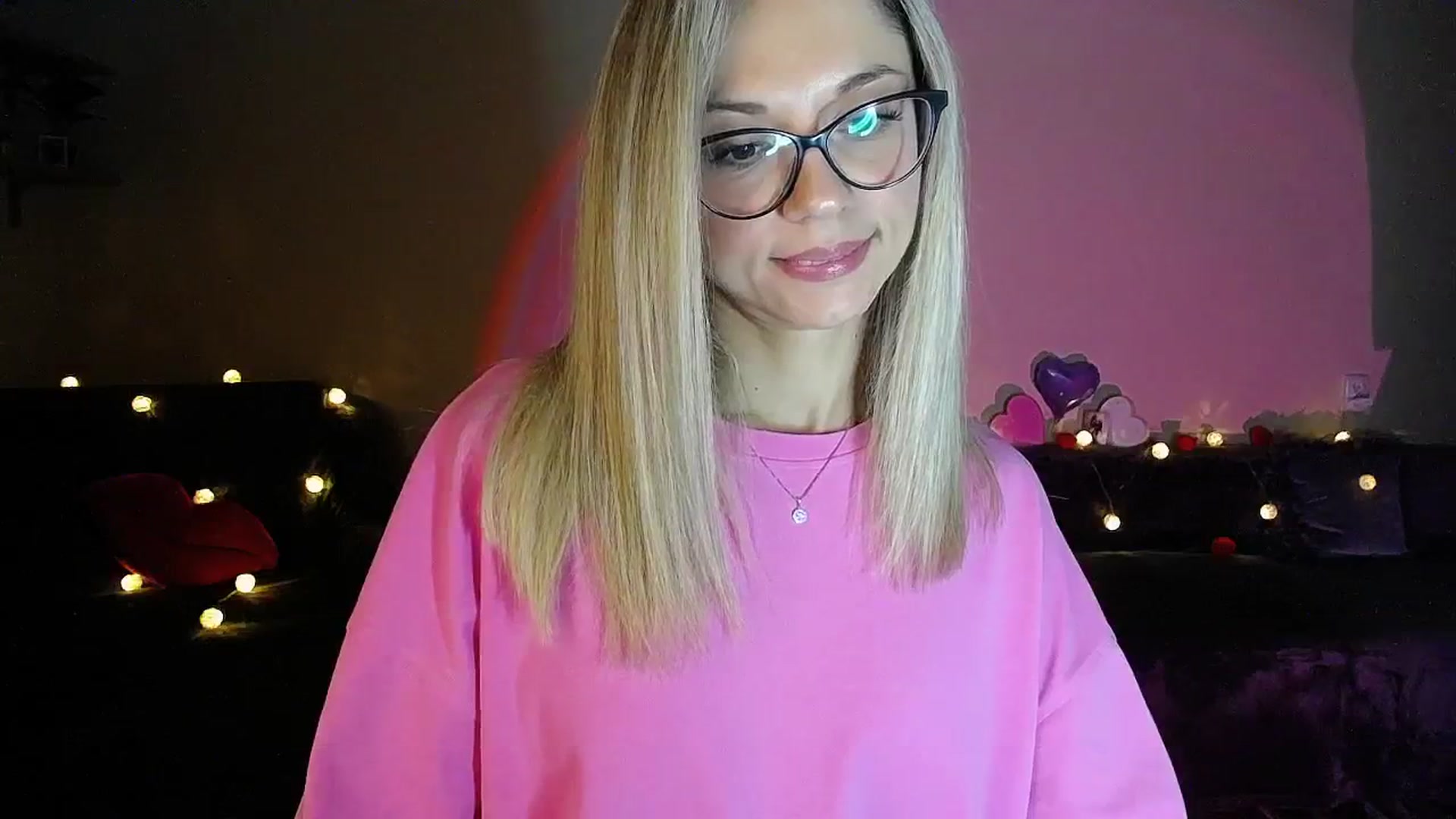 Gallery image thumbnail from Sunshine_alis's myfreecams stream on, 09/25/2025, 17:41 image 20 of 20