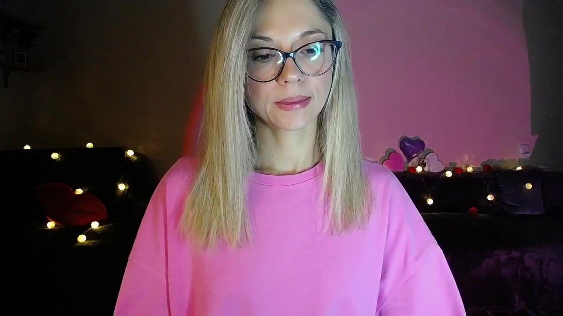 Gallery image thumbnail from Sunshine_alis's myfreecams stream on, 09/25/2025, 17:41 image 5 of 20