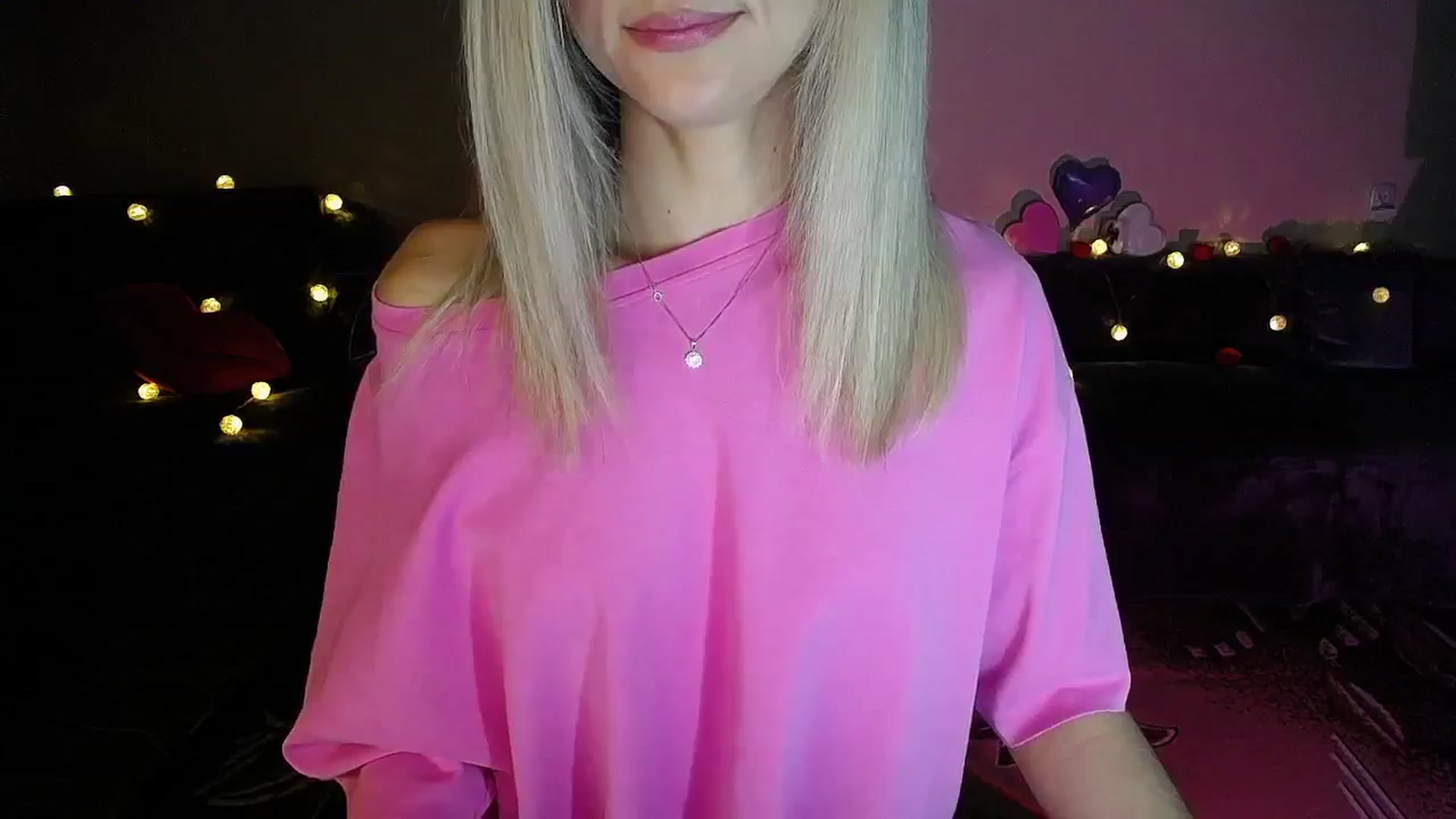 Gallery image thumbnail from Sunshine_alis's myfreecams stream on, 09/25/2025, 18:10 image 8 of 20