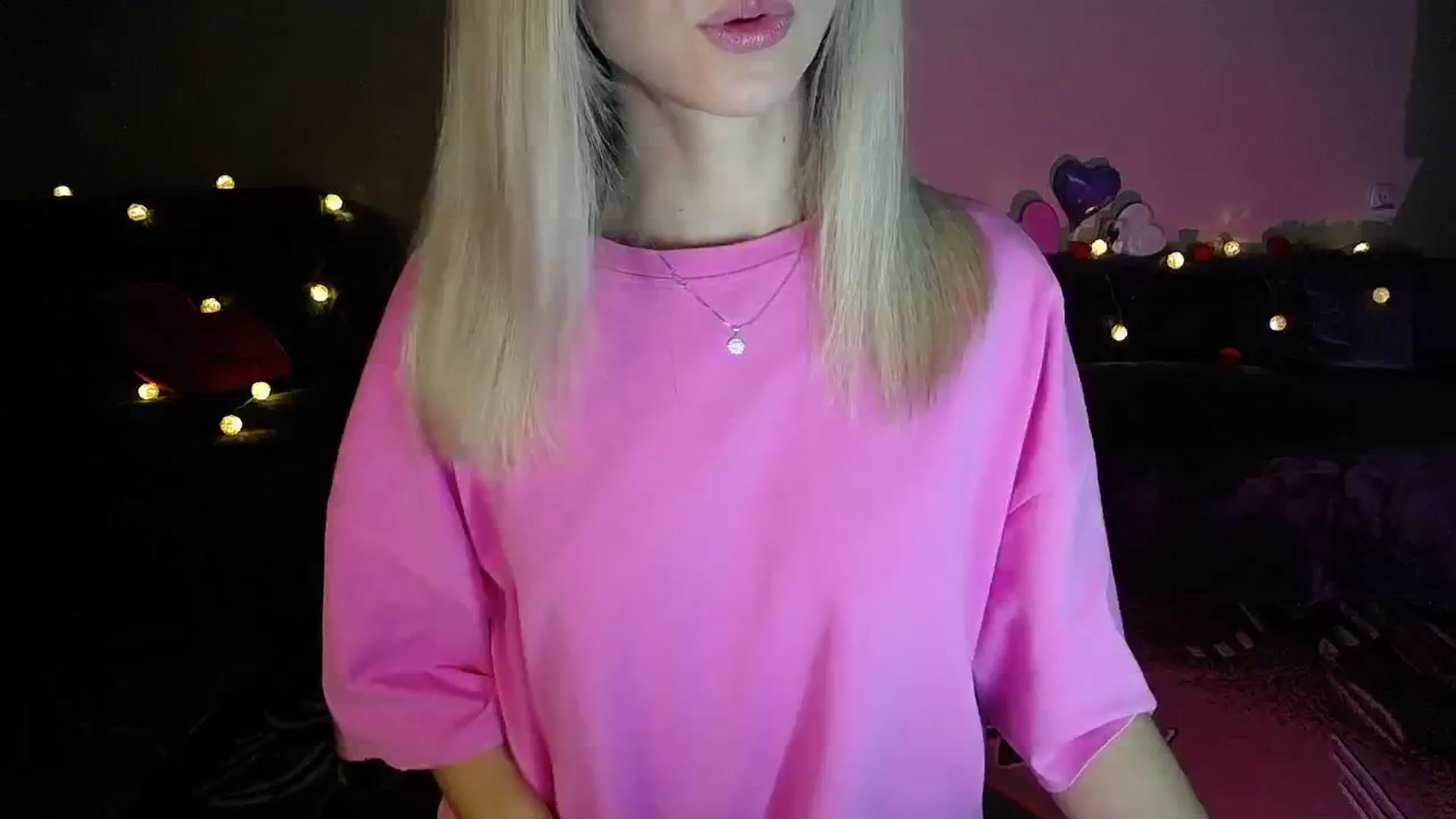 Gallery image thumbnail from Sunshine_alis's myfreecams stream on, 09/25/2025, 18:10 image 12 of 20