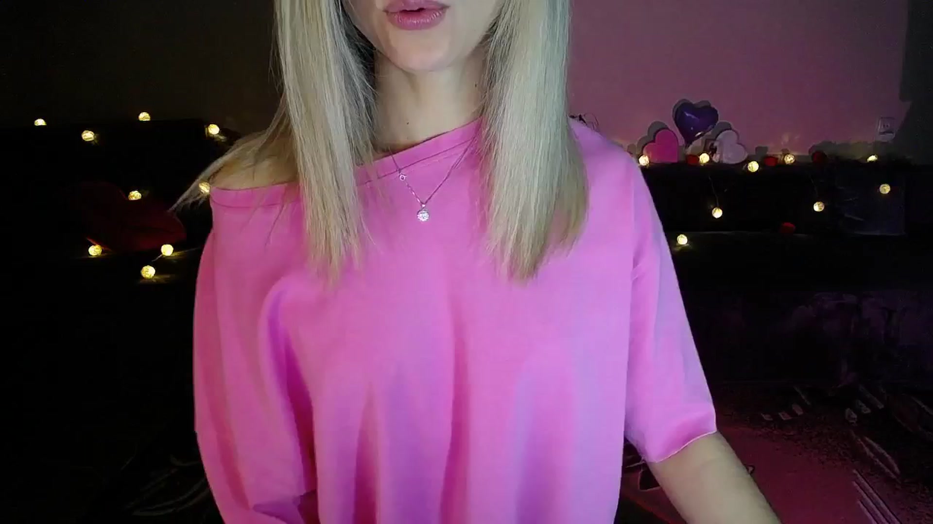 Gallery image thumbnail from Sunshine_alis's myfreecams stream on, 09/25/2025, 18:10 image 7 of 20