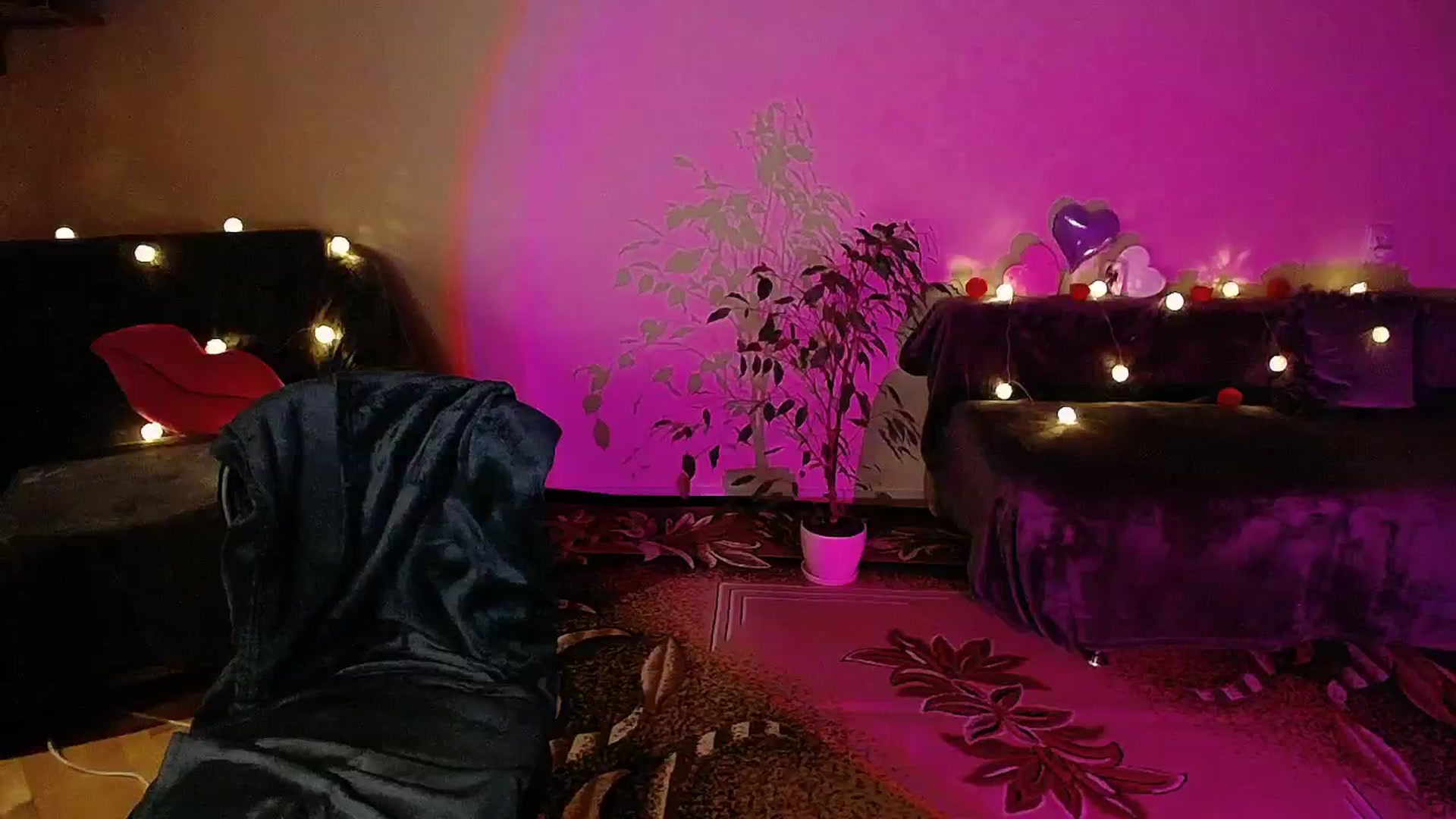 Gallery image thumbnail from Sunshine_alis's myfreecams stream on, 09/26/2025, 17:47 image 14 of 20