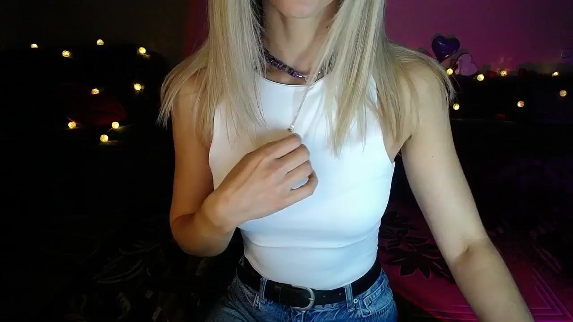 Gallery image thumbnail from Sunshine_alis's myfreecams stream on, 09/26/2025, 17:47 image 16 of 20