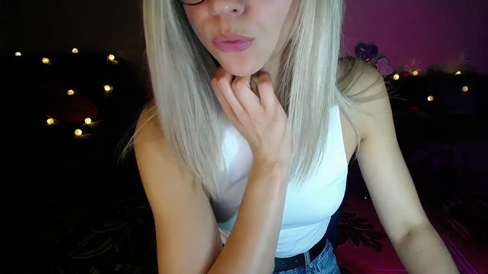 Gallery image thumbnail from Sunshine_alis's myfreecams stream on, 09/26/2025, 18:45 image 16 of 20