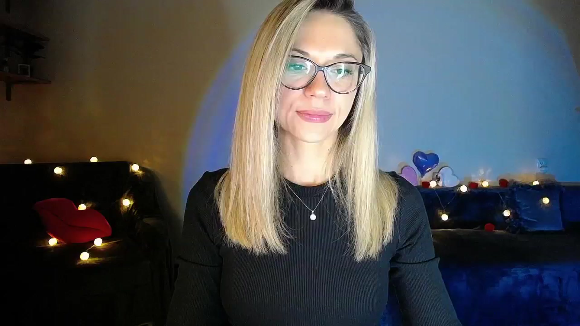 Gallery image thumbnail from Sunshine_alis's myfreecams stream on, 09/27/2025, 17:17 image 12 of 20