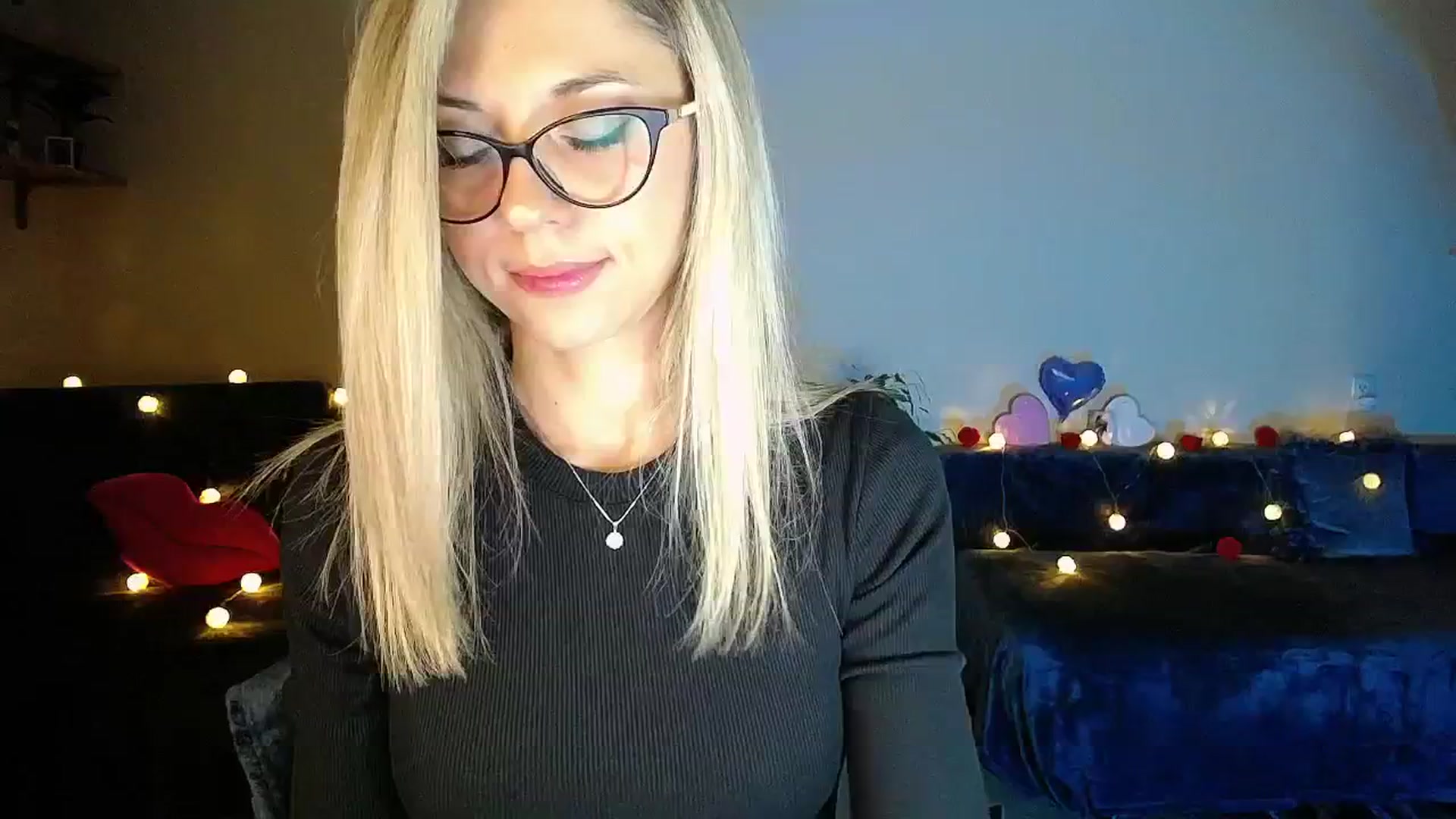 Gallery image thumbnail from Sunshine_alis's myfreecams stream on, 09/27/2025, 17:51 image 4 of 20