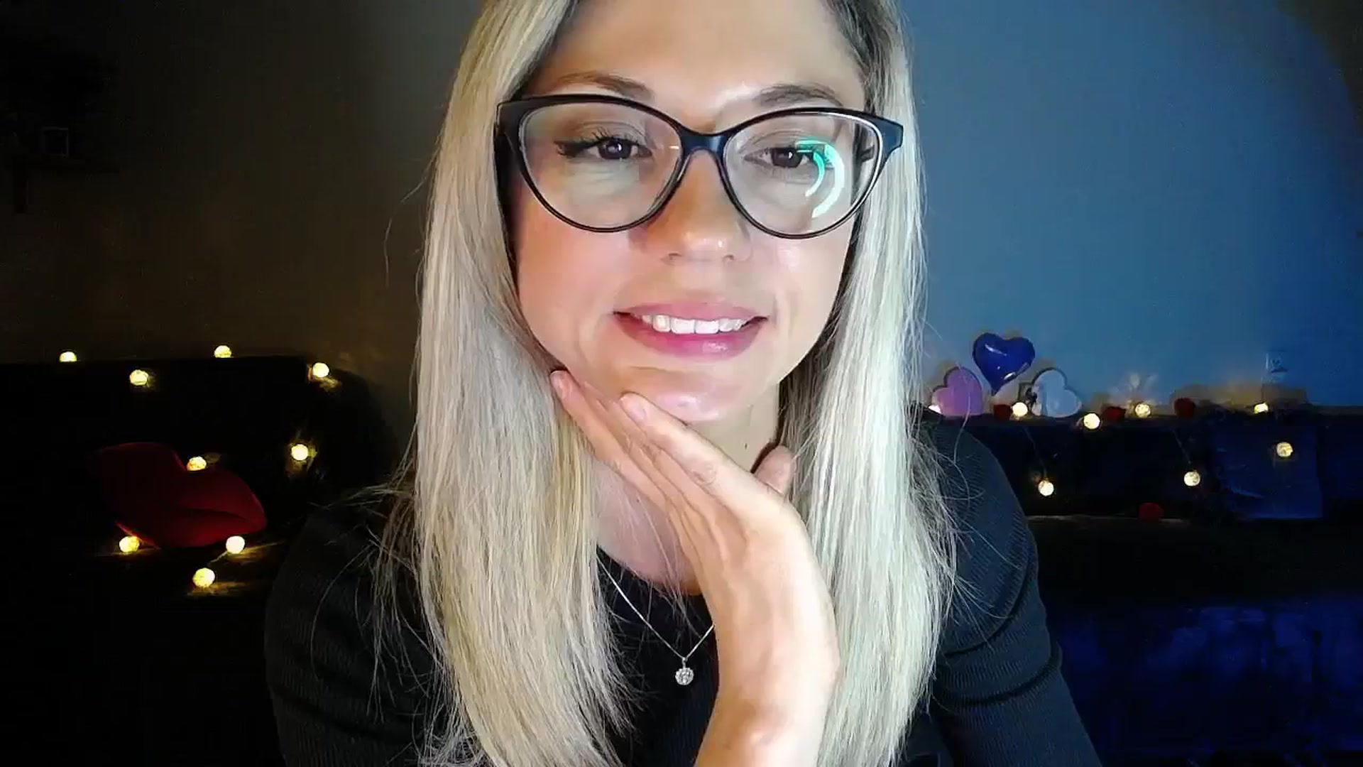 Gallery image thumbnail from Sunshine_alis's myfreecams stream on, 09/27/2025, 17:51 image 18 of 20