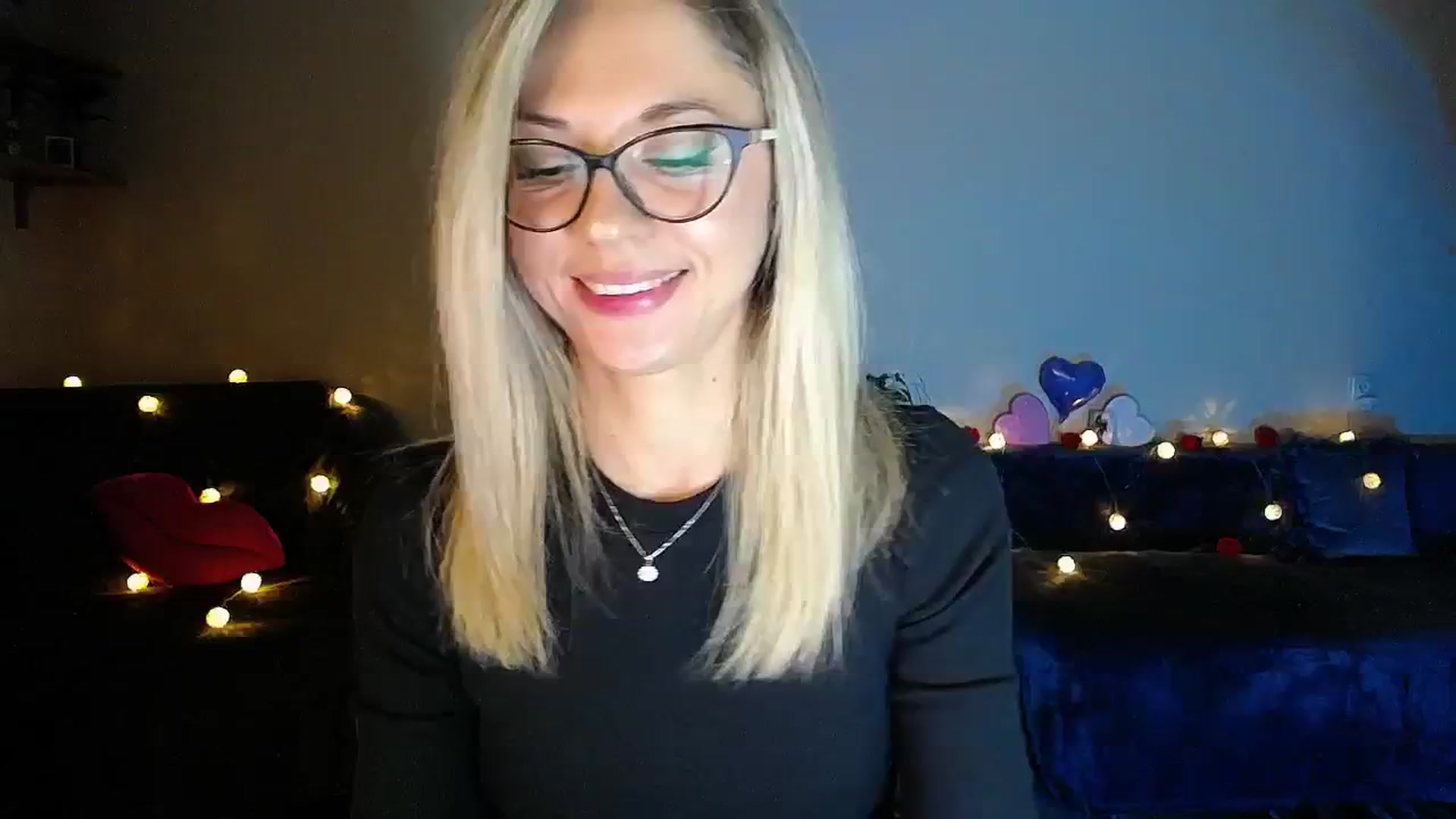 Gallery image thumbnail from Sunshine_alis's myfreecams stream on, 09/27/2025, 17:51 image 15 of 20