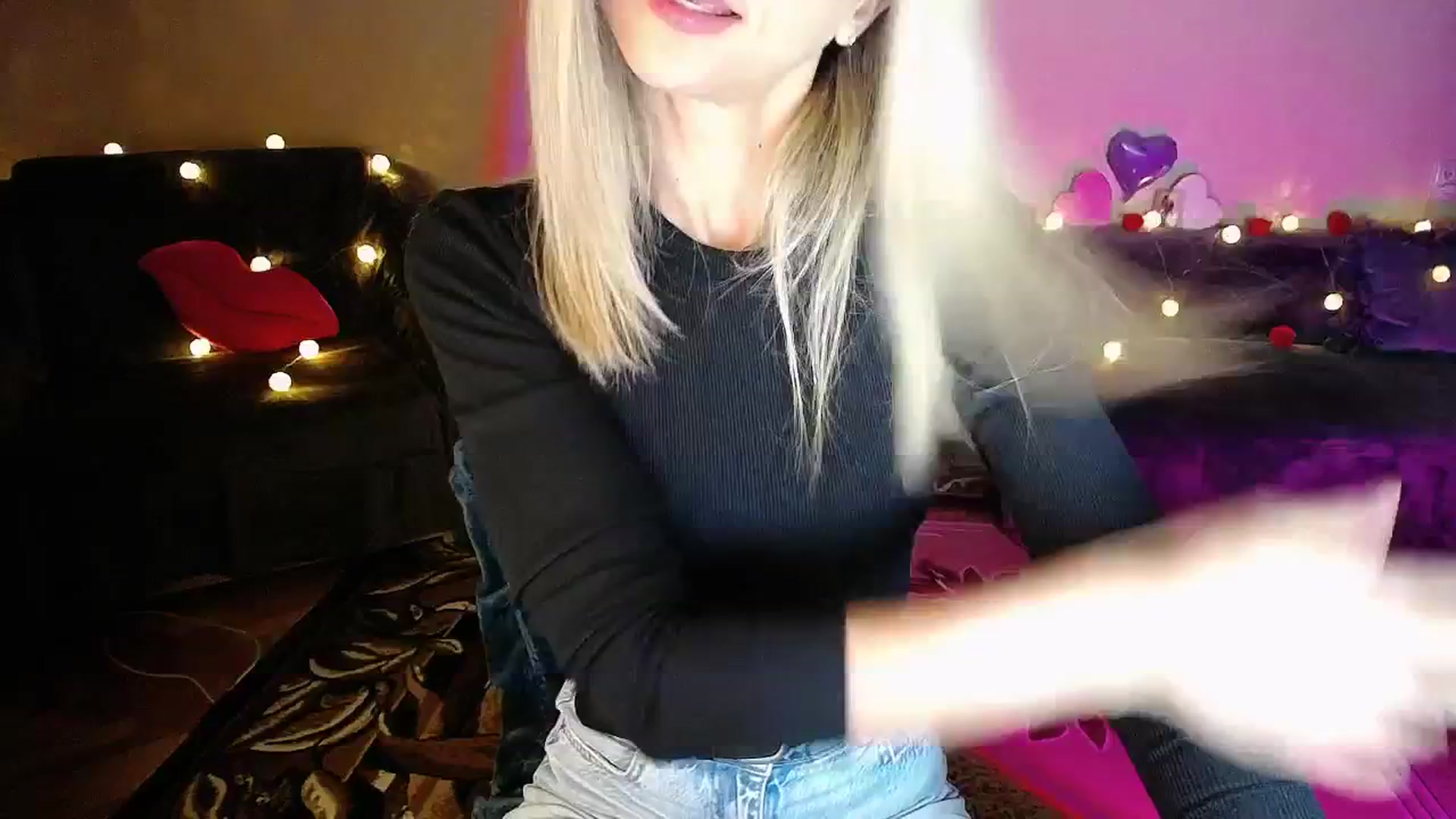 Gallery image thumbnail from Sunshine_alis's myfreecams stream on, 09/27/2025, 19:13 image 20 of 20