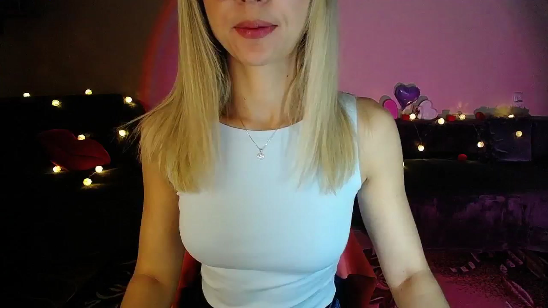 Gallery image thumbnail from Sunshine_alis's myfreecams stream on, 09/29/2025, 16:29 image 4 of 20
