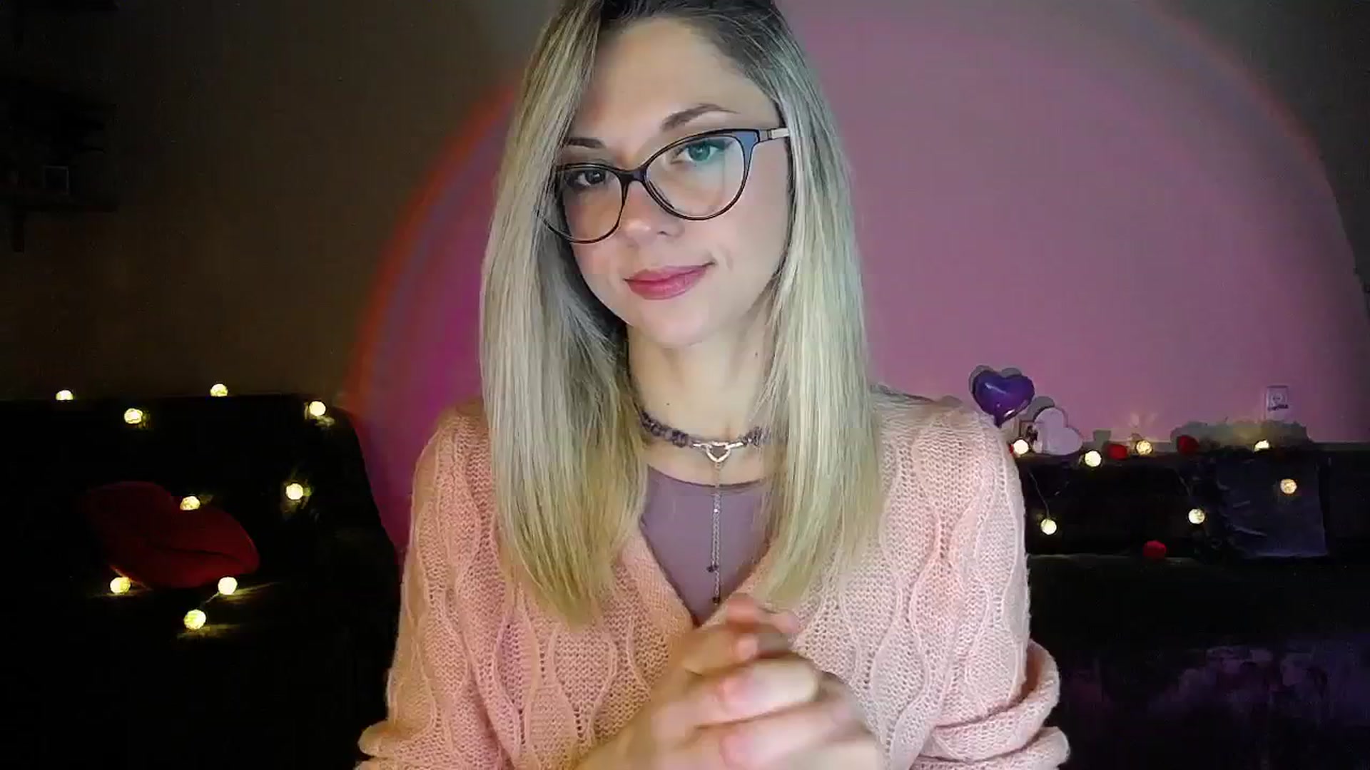 Gallery image thumbnail from Sunshine_alis's myfreecams stream on, 09/30/2025, 16:42 image 10 of 20