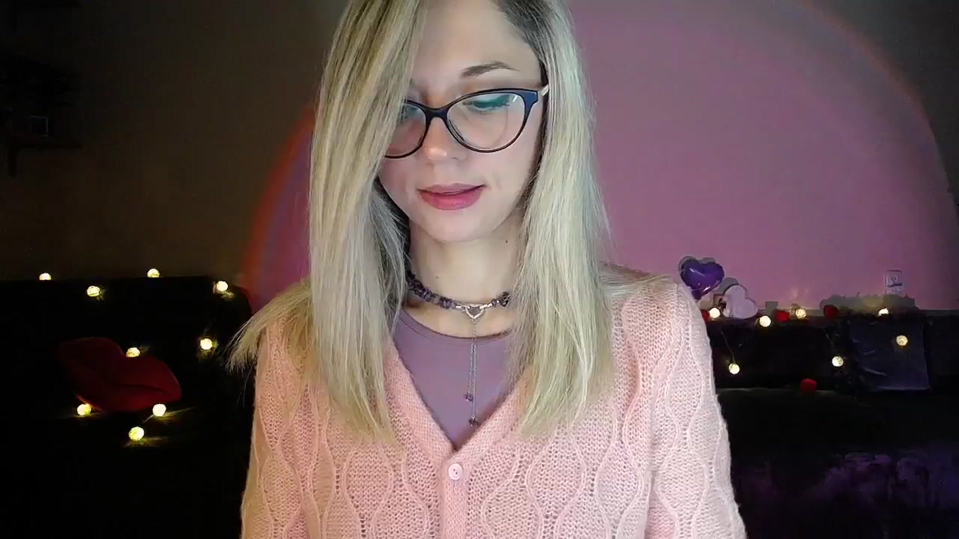 Gallery image thumbnail from Sunshine_alis's myfreecams stream on, 09/30/2025, 16:42 image 14 of 20
