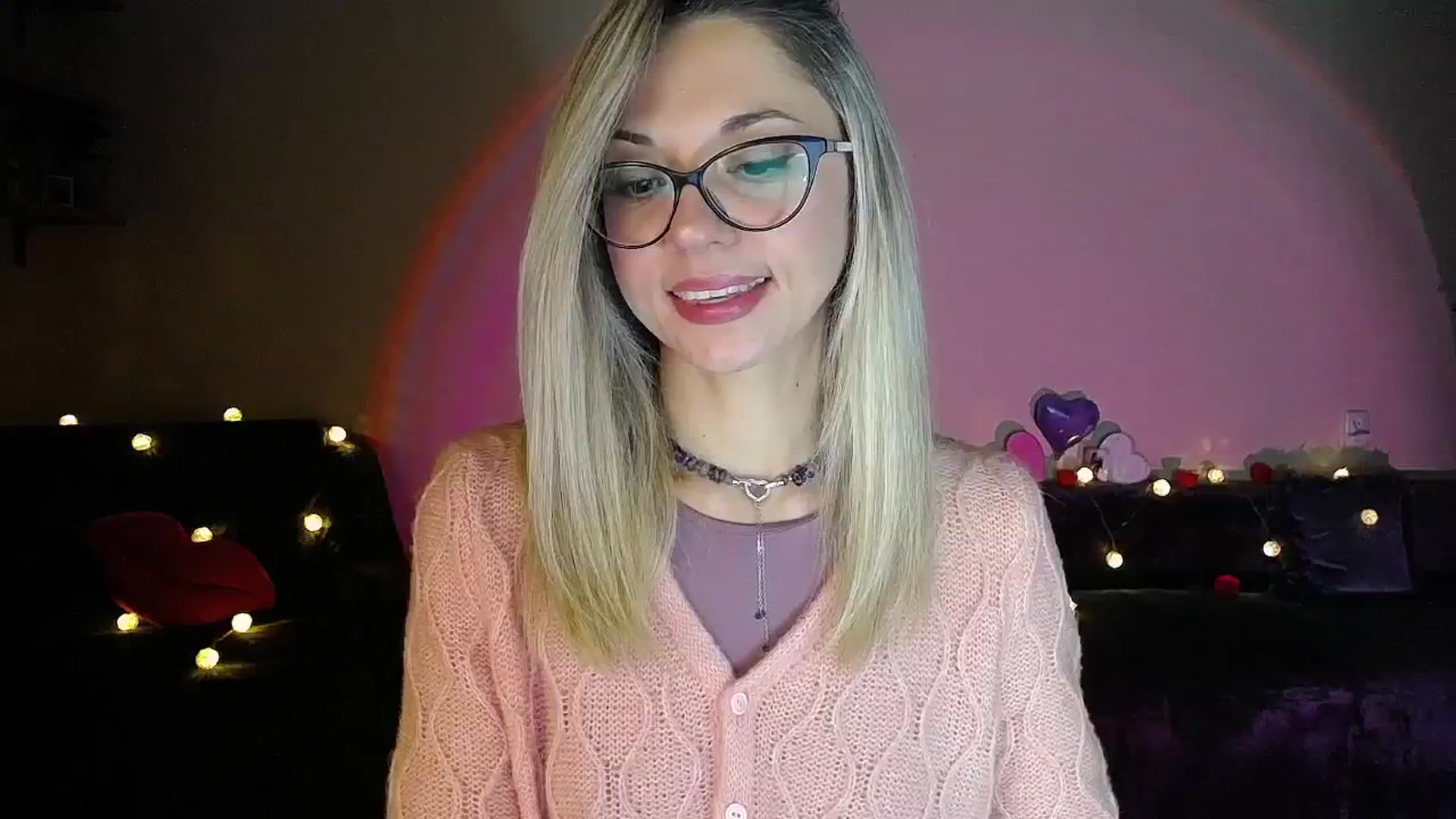 Gallery image thumbnail from Sunshine_alis's myfreecams stream on, 09/30/2025, 16:42 image 9 of 20