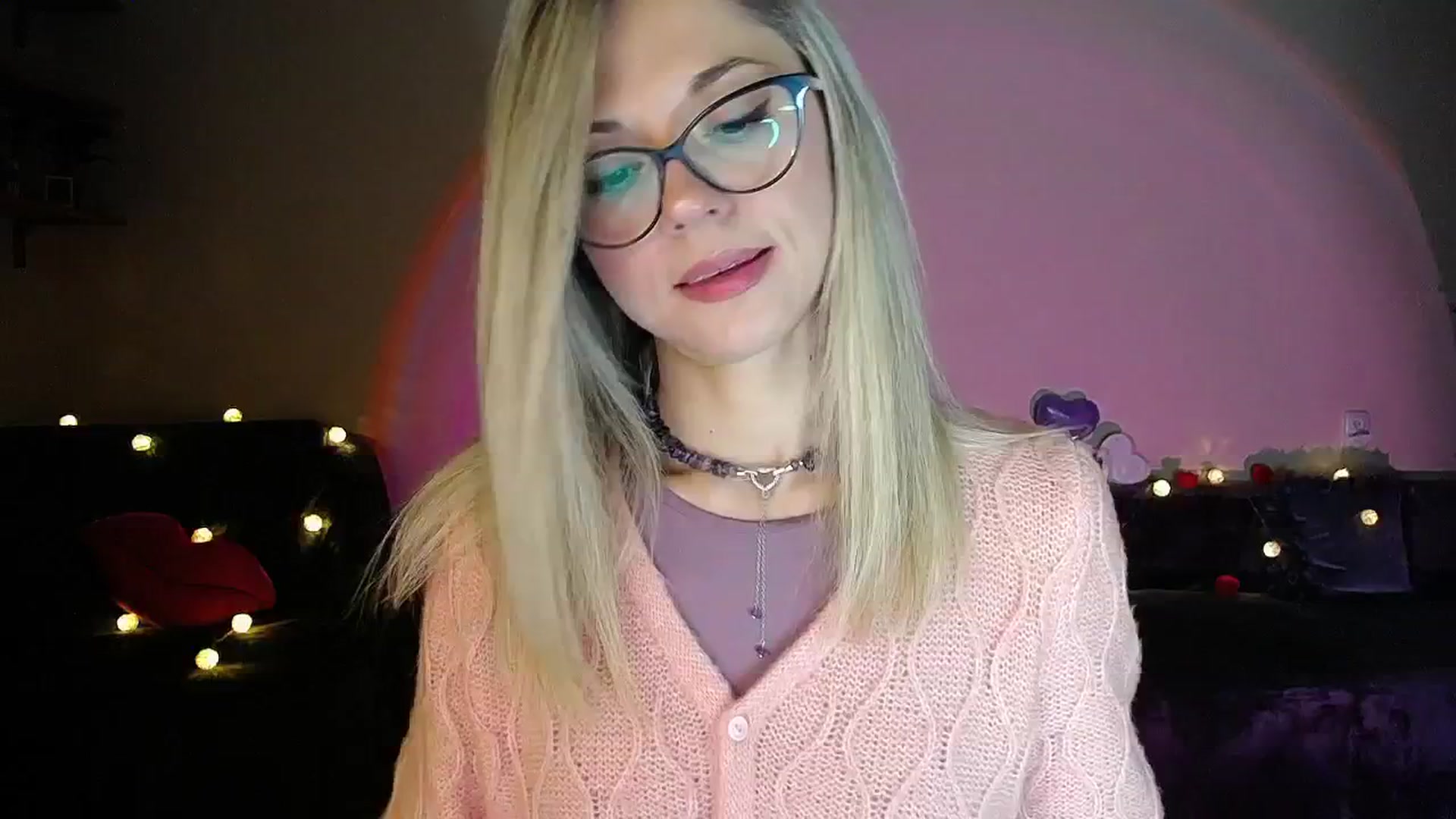 Gallery image thumbnail from Sunshine_alis's myfreecams stream on, 09/30/2025, 16:42 image 16 of 20